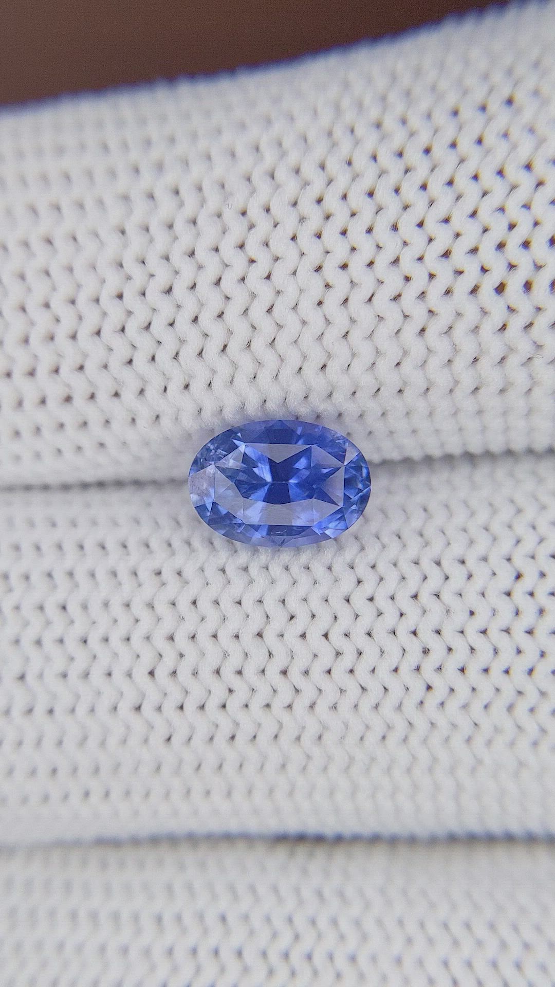1.77 Ct. Blue Sapphire from Ceylon (Sri Lanka) Size Video