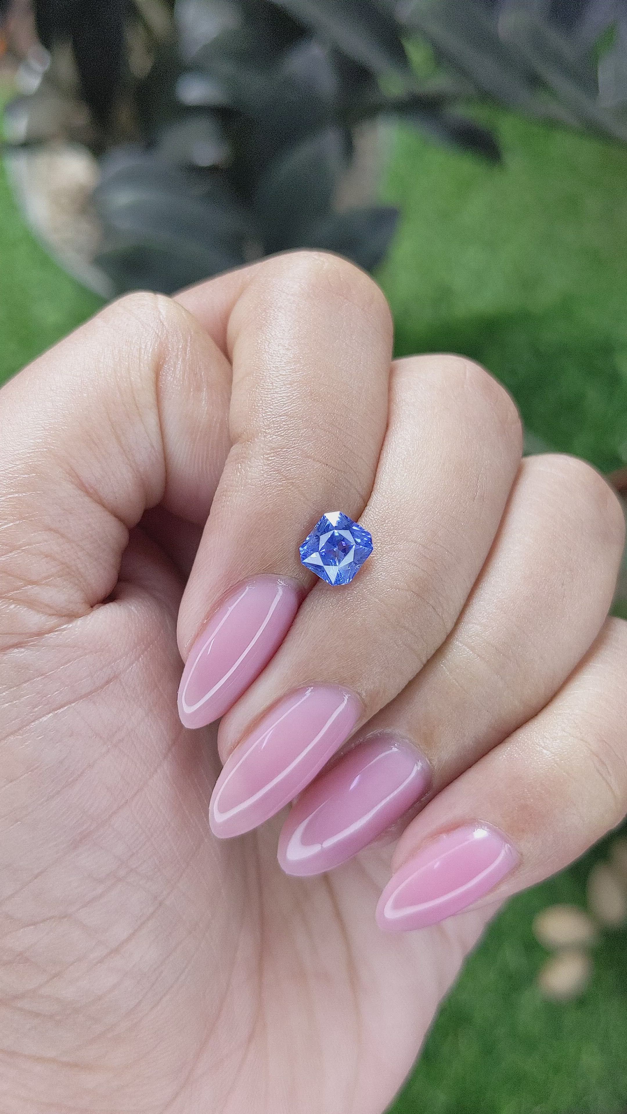1.09 Ct. Blue Sapphire from Ceylon (Sri Lanka) Size Video