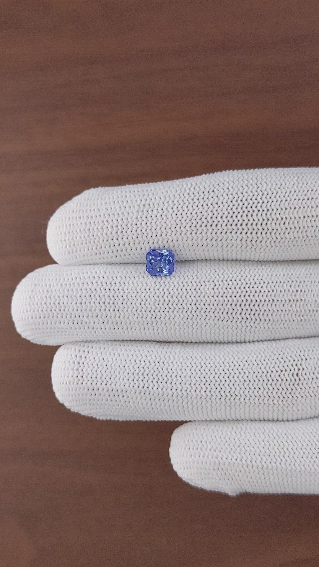 1.09 Ct. Blue Sapphire from Ceylon (Sri Lanka) Size Video