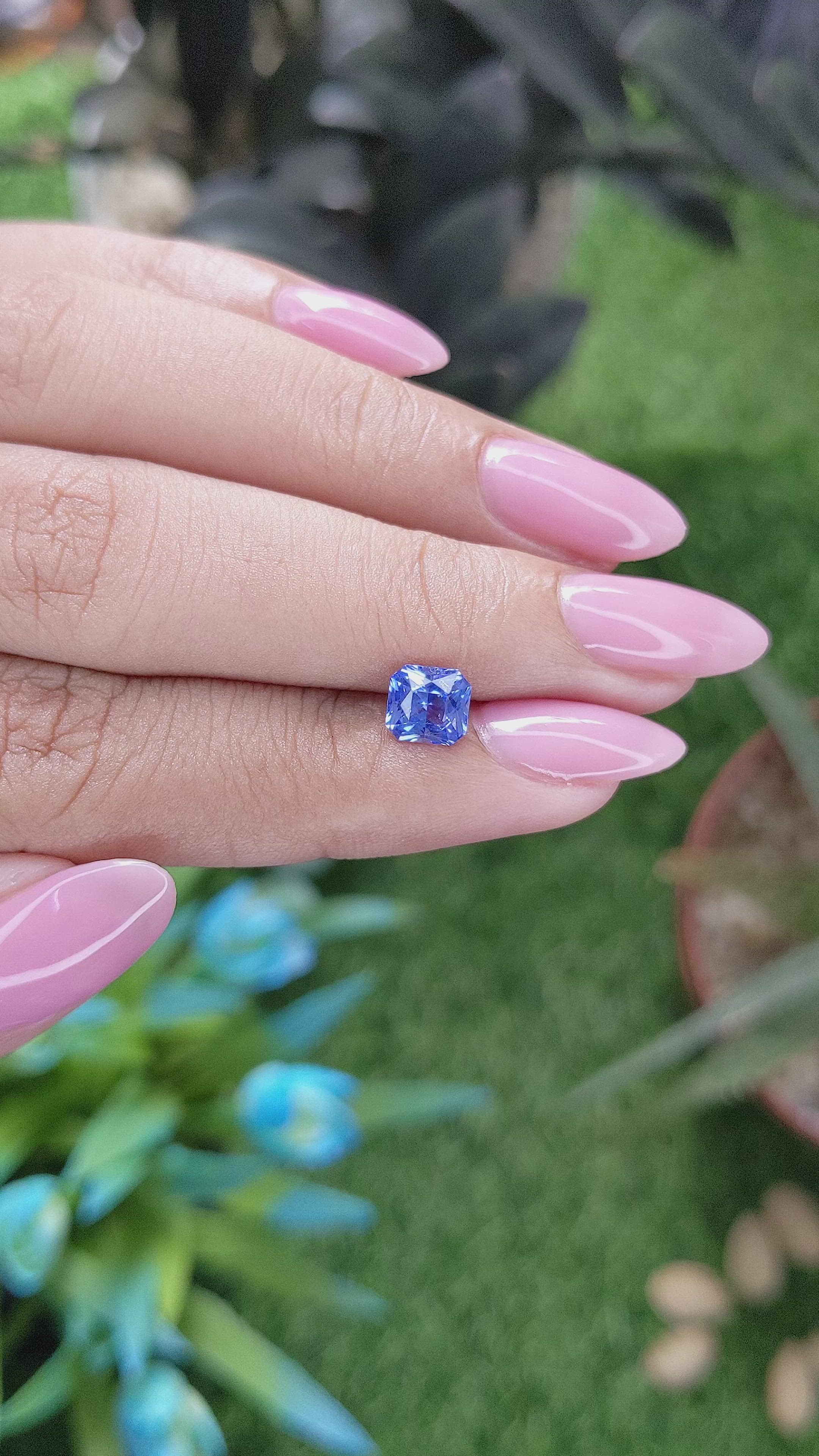 1.09 Ct. Blue Sapphire from Ceylon (Sri Lanka) Size Video