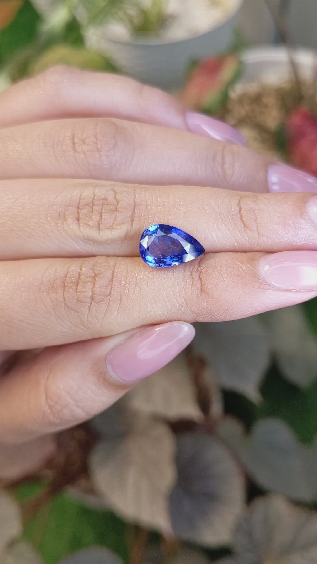 4.01 Ct. Blue Sapphire from Ceylon (Sri Lanka) Size Video