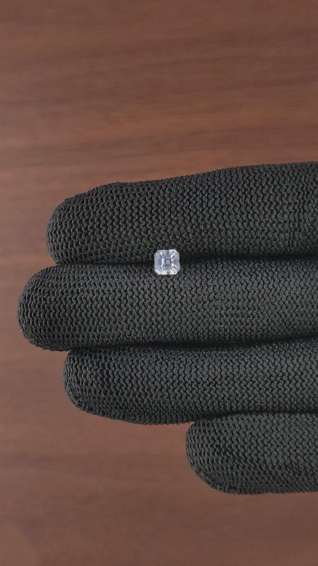 1.06 Ct. White Sapphire from Ceylon (Sri Lanka) Size Video