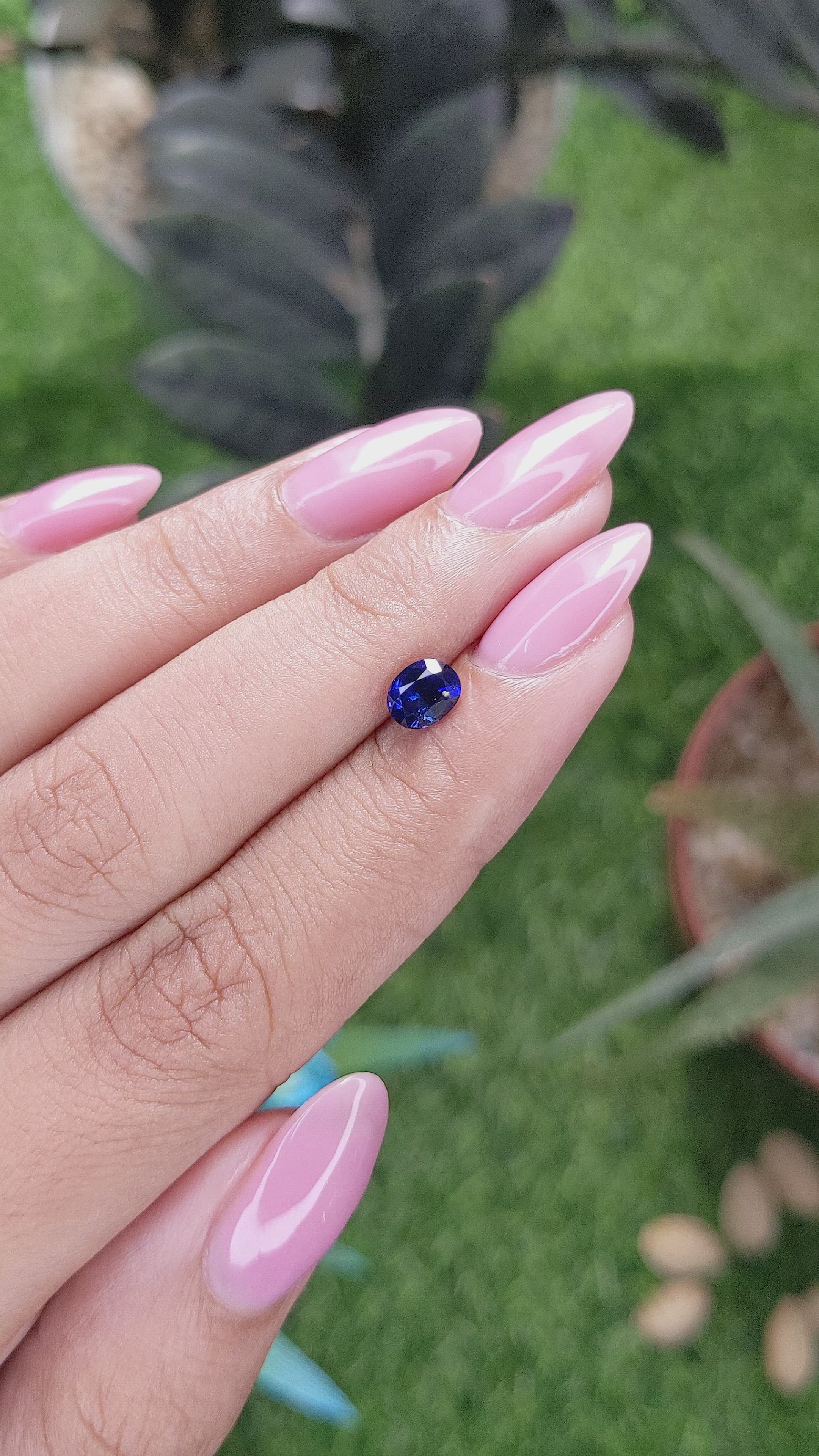 0.79 Ct. Blue Sapphire from Ceylon (Sri Lanka) Size Video