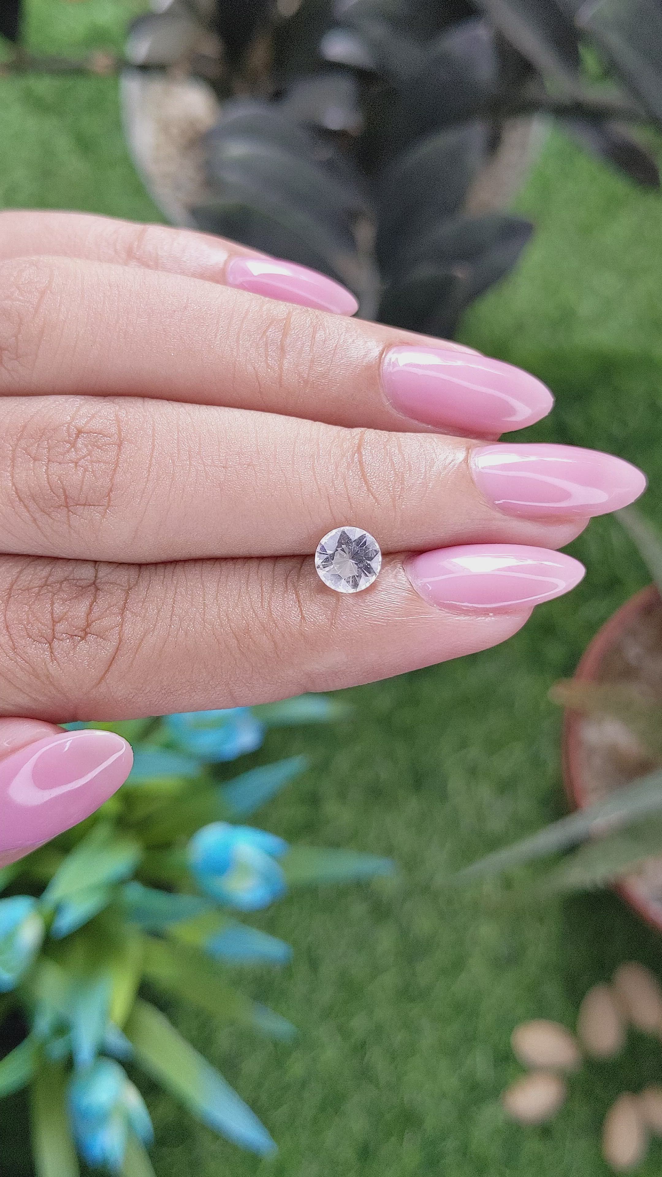 1.10 Ct. White Sapphire from Ceylon (Sri Lanka) Size Video