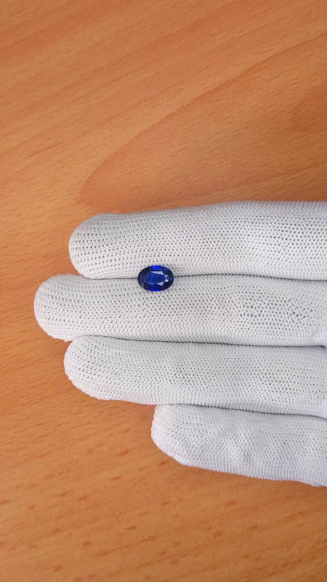 1.56 Ct. Blue Sapphire from Ceylon (Sri Lanka) Size Video