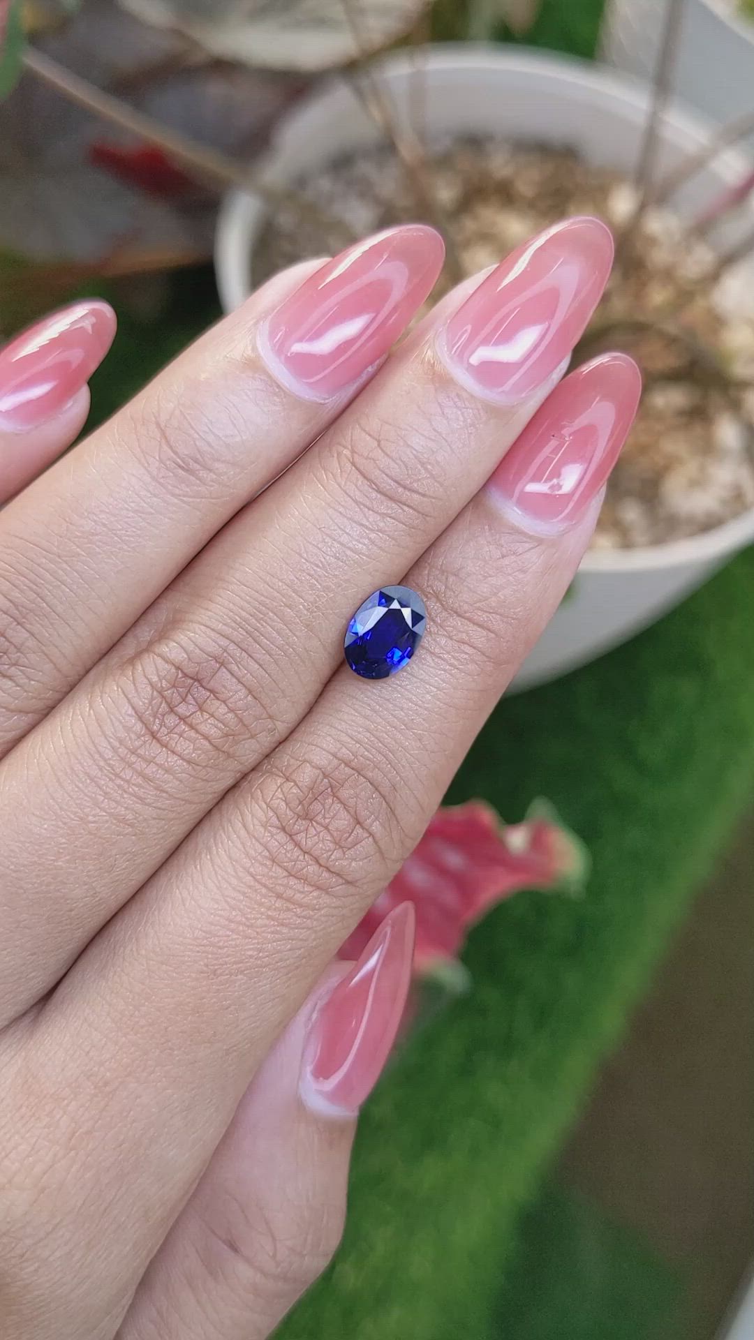 1.56 Ct. Blue Sapphire from Ceylon (Sri Lanka) Size Video