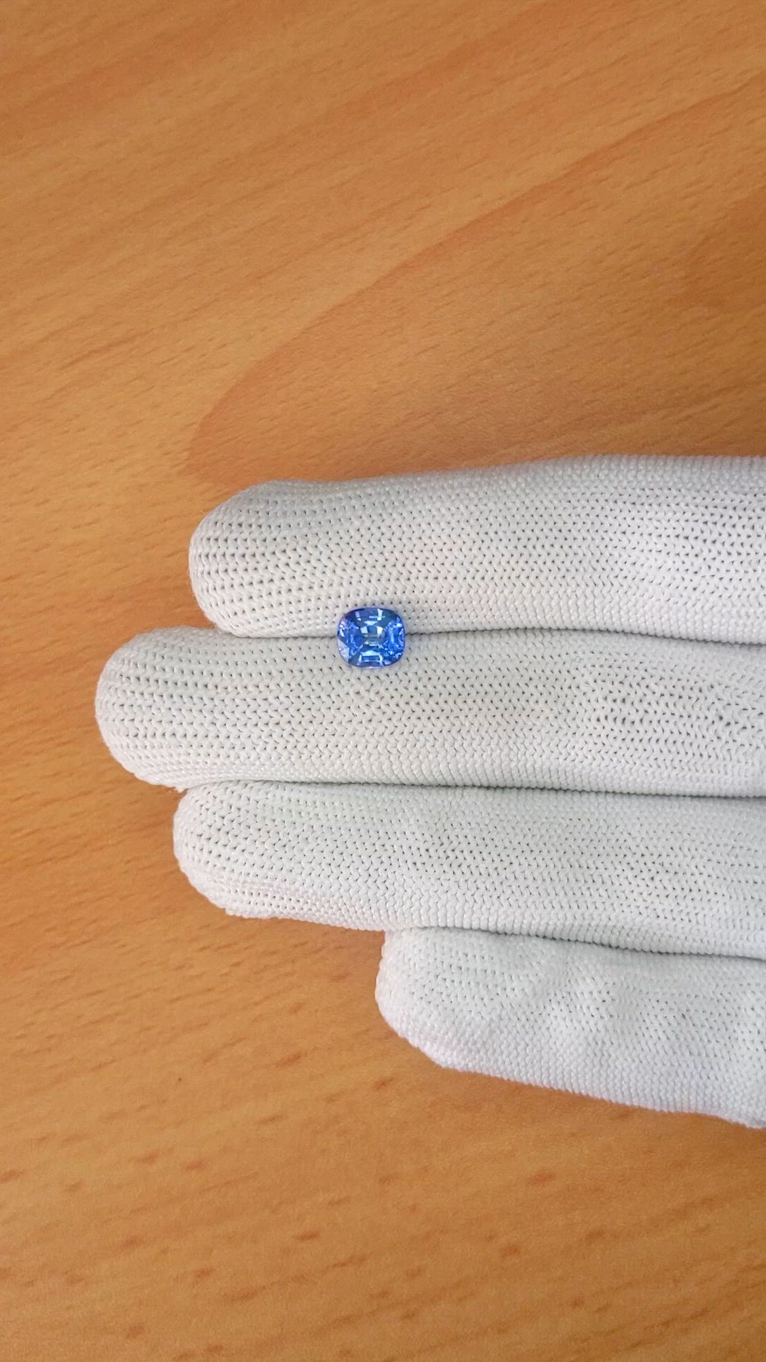 1.69 Ct. Blue Sapphire from Ceylon (Sri Lanka) Size Video