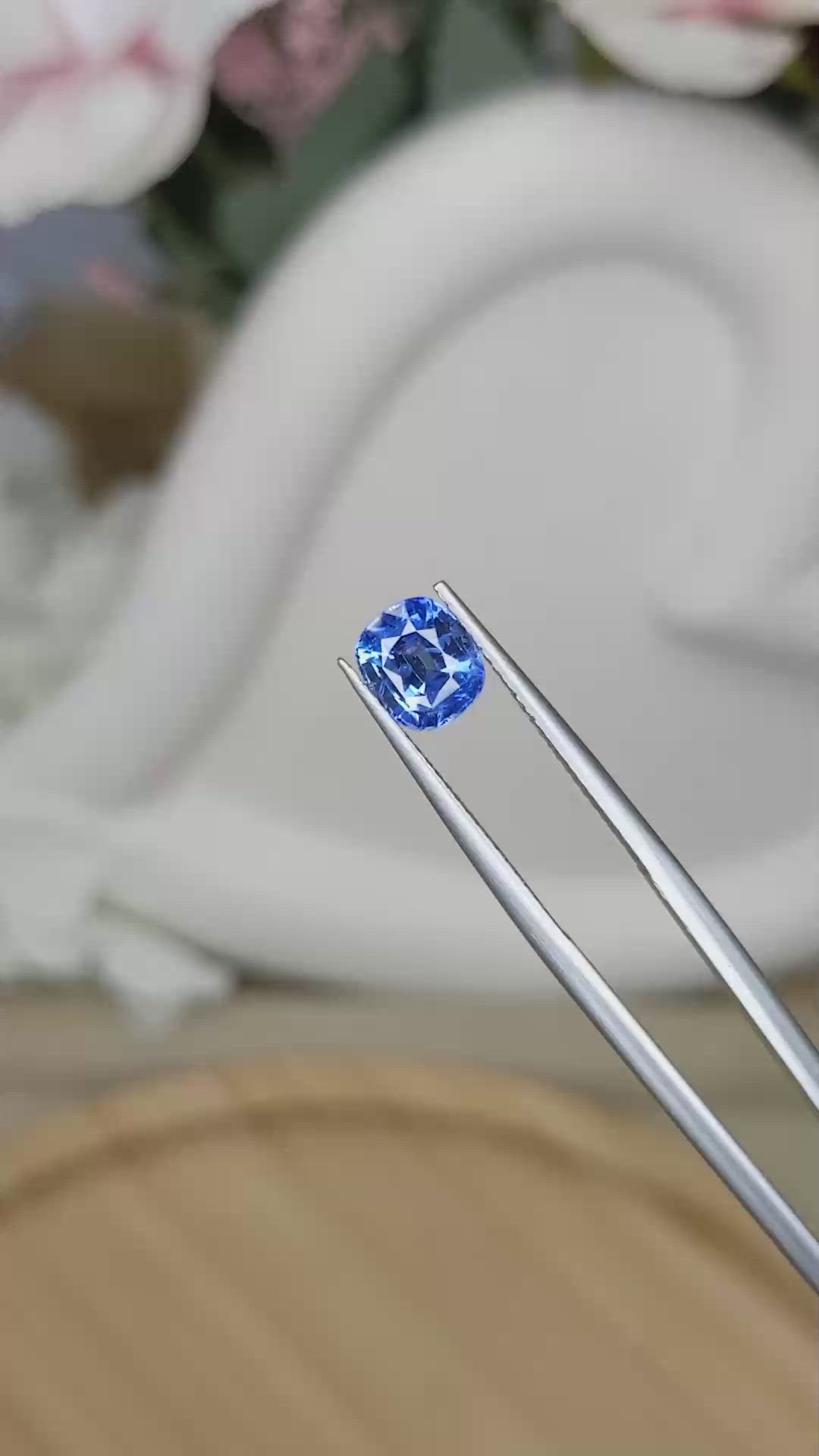 1.69 Ct. Blue Sapphire from Ceylon (Sri Lanka) Size Video