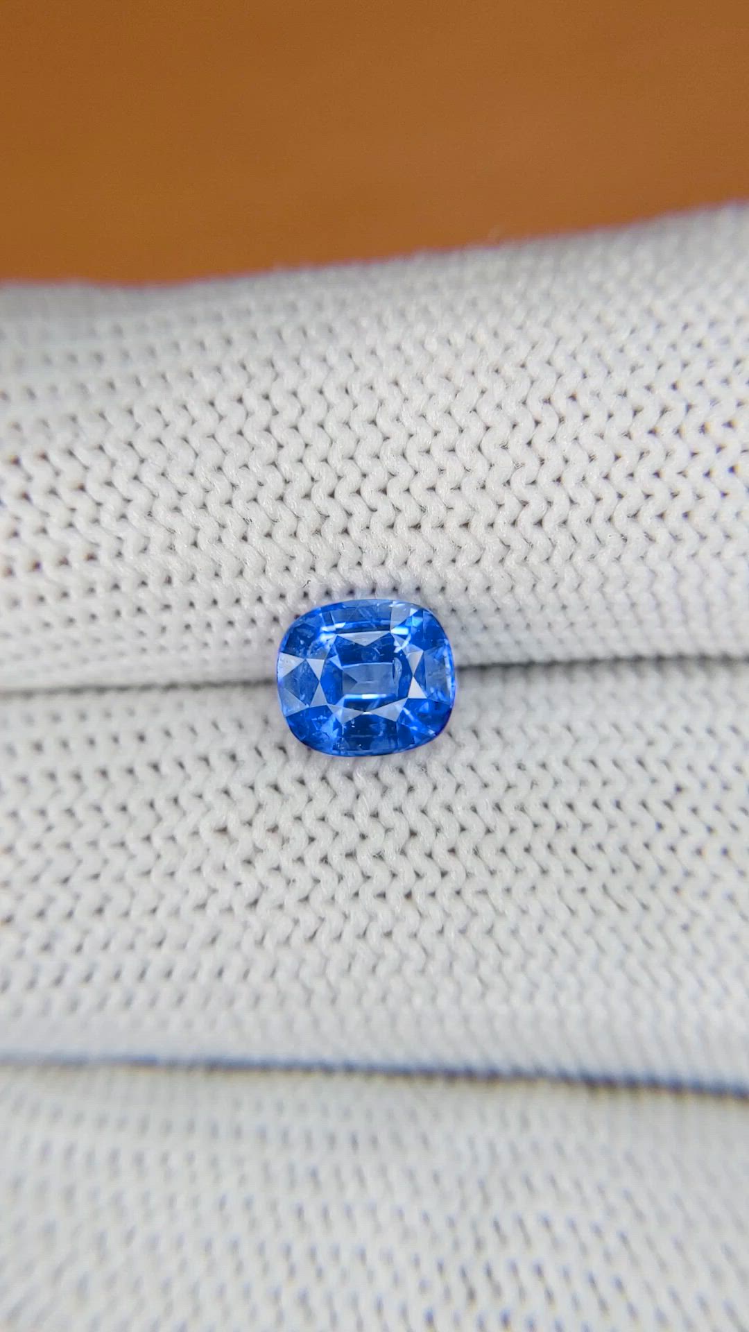 1.69 Ct. Blue Sapphire from Ceylon (Sri Lanka) Size Video