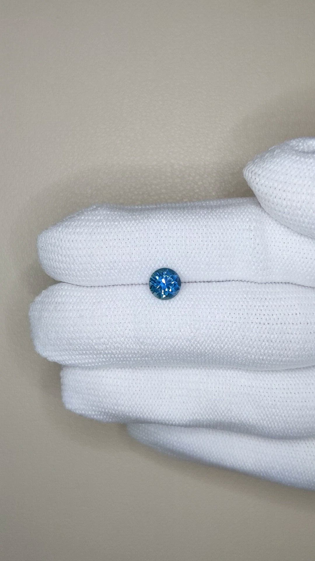1.13 Ct. Bluish Green Sapphire from Montana Size Video