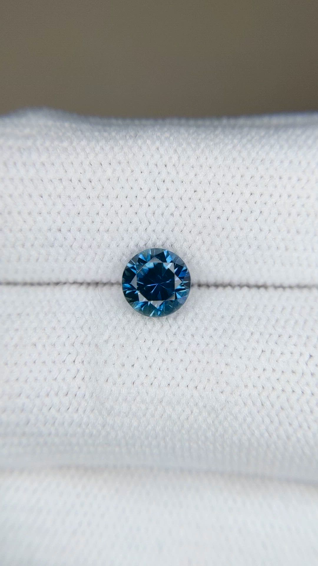 1.13 Ct. Bluish Green Sapphire from Montana Size Video