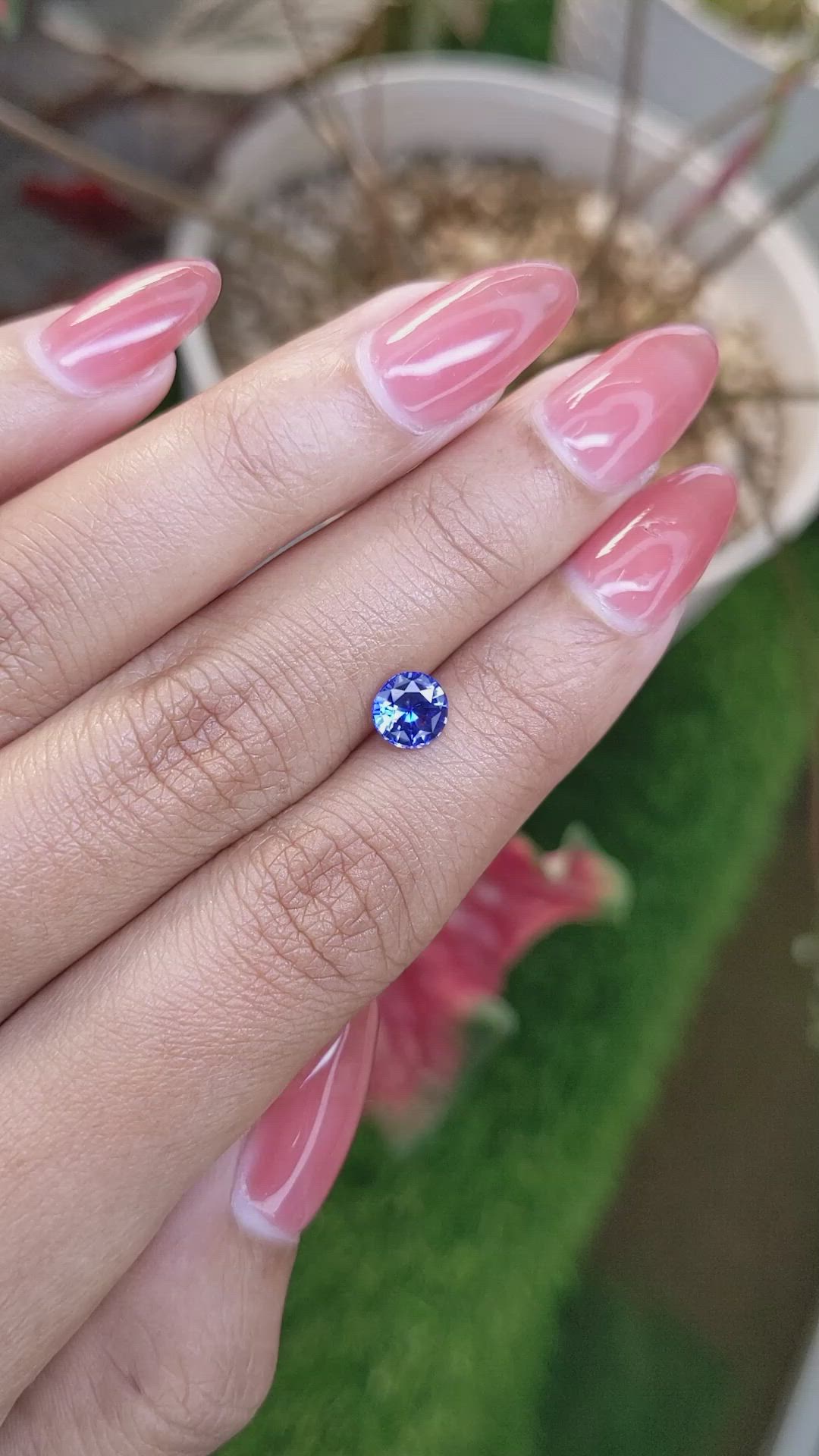1.03 Ct. Blue Sapphire from Ceylon (Sri Lanka) Size Video
