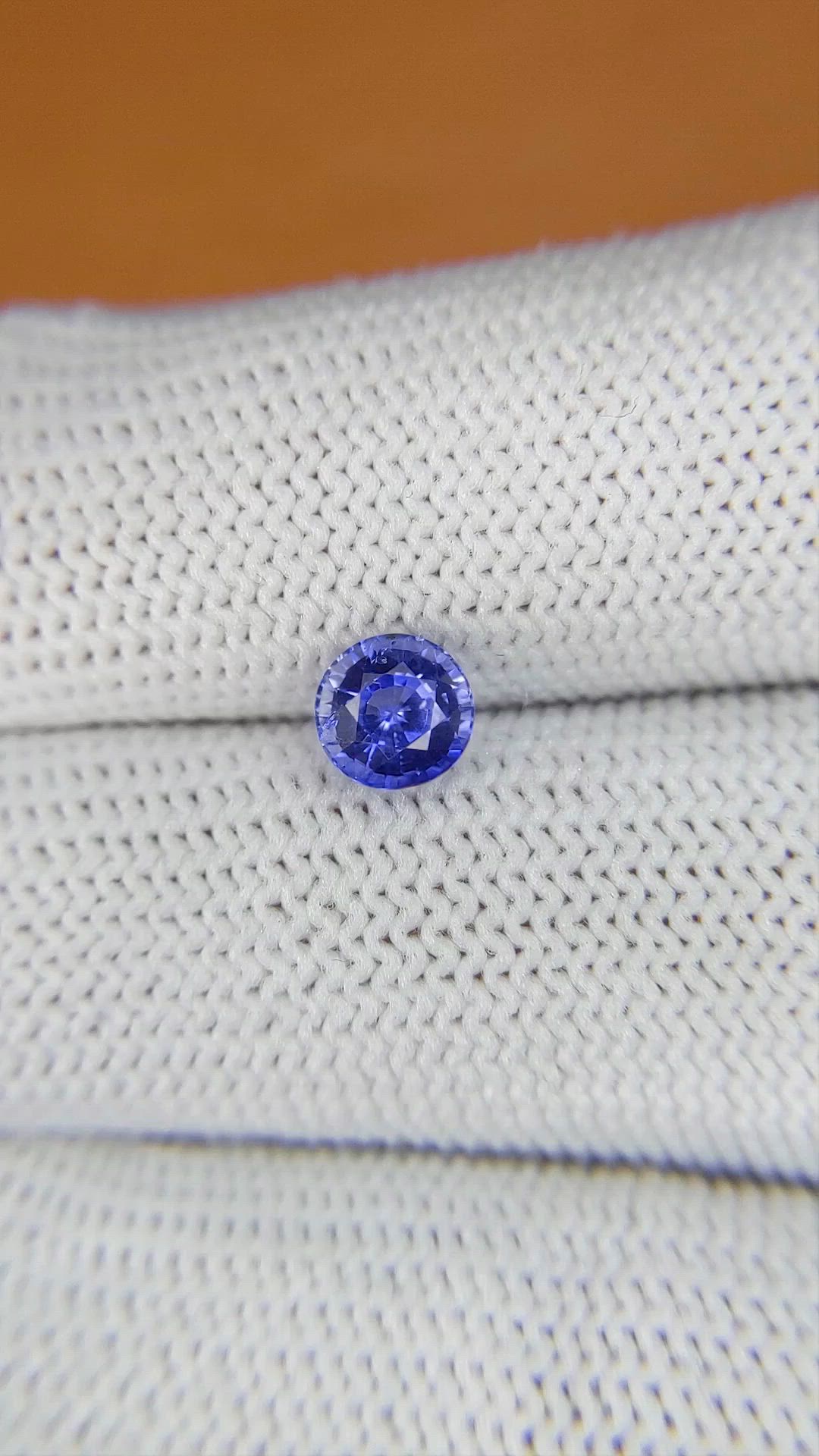1.10 Ct. Blue Sapphire from Ceylon (Sri Lanka) Size Video