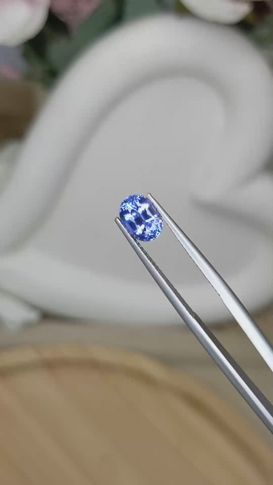 1.71 Ct. Blue Sapphire from Ceylon (Sri Lanka) Size Video