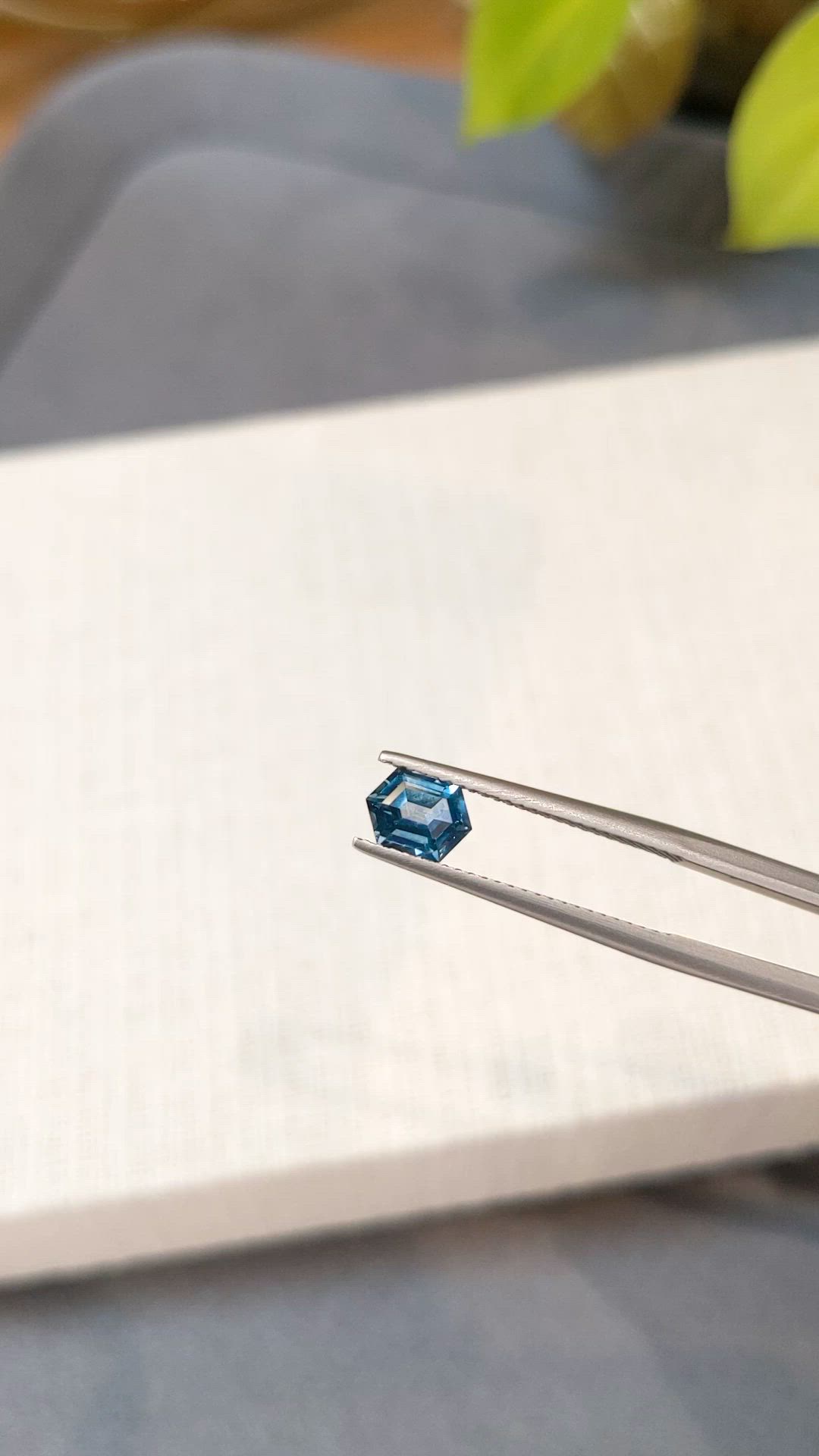 0.94 Ct. Blue Sapphire from Montana Size Video