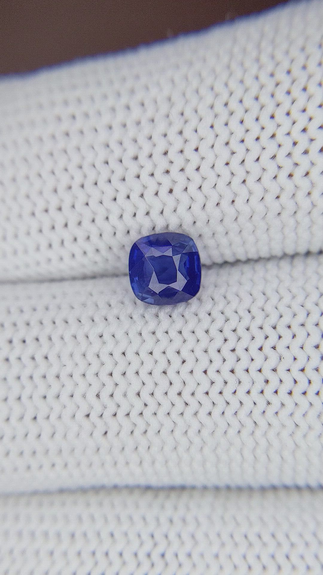 1.00 Ct. Blue Sapphire from Tanzania Size Video