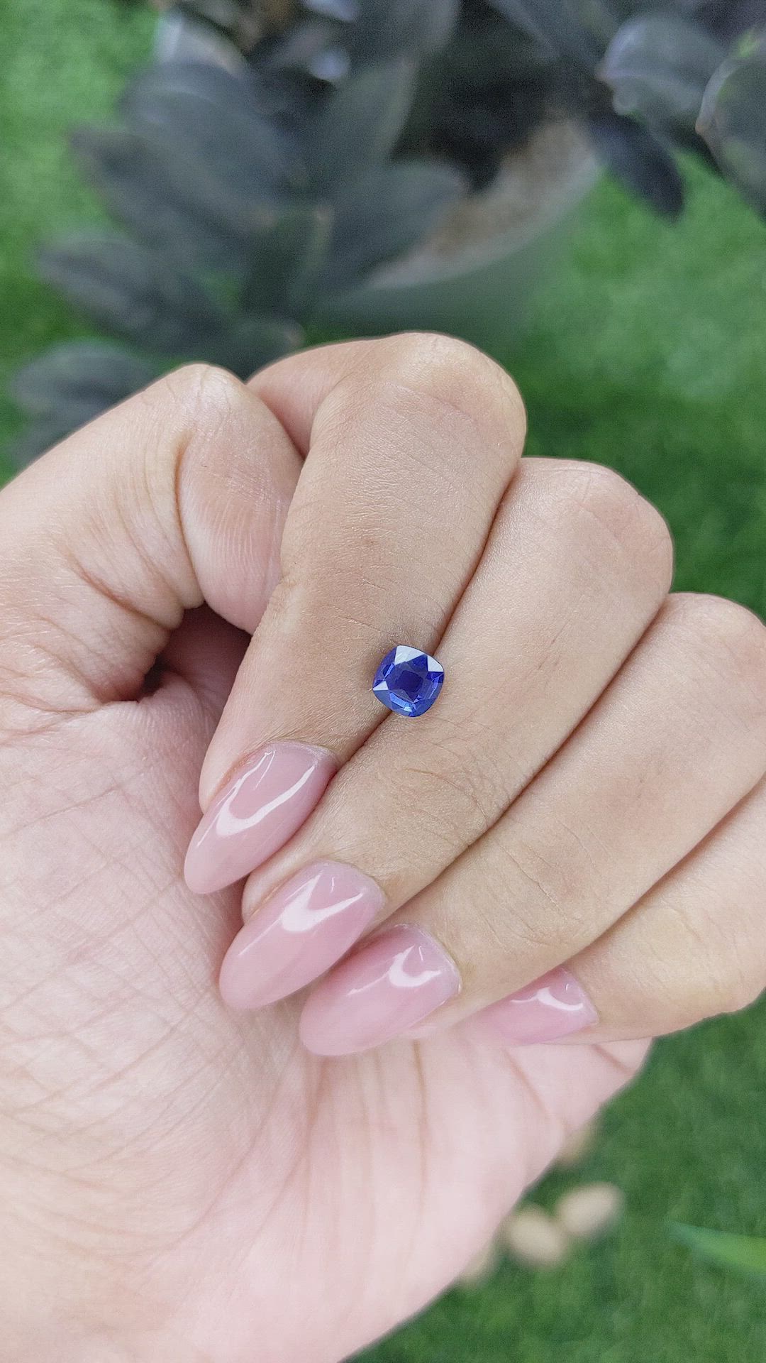 1.00 Ct. Blue Sapphire from Tanzania Size Video