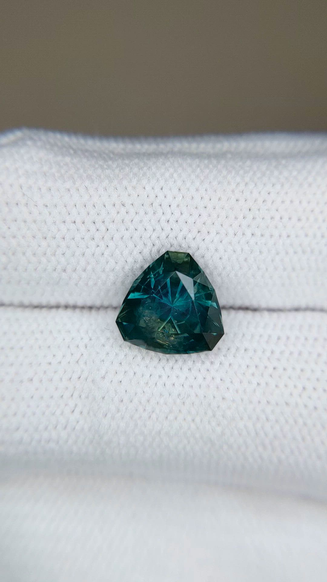 3.26 Ct. Bluish Green Sapphire from Montana Size Video