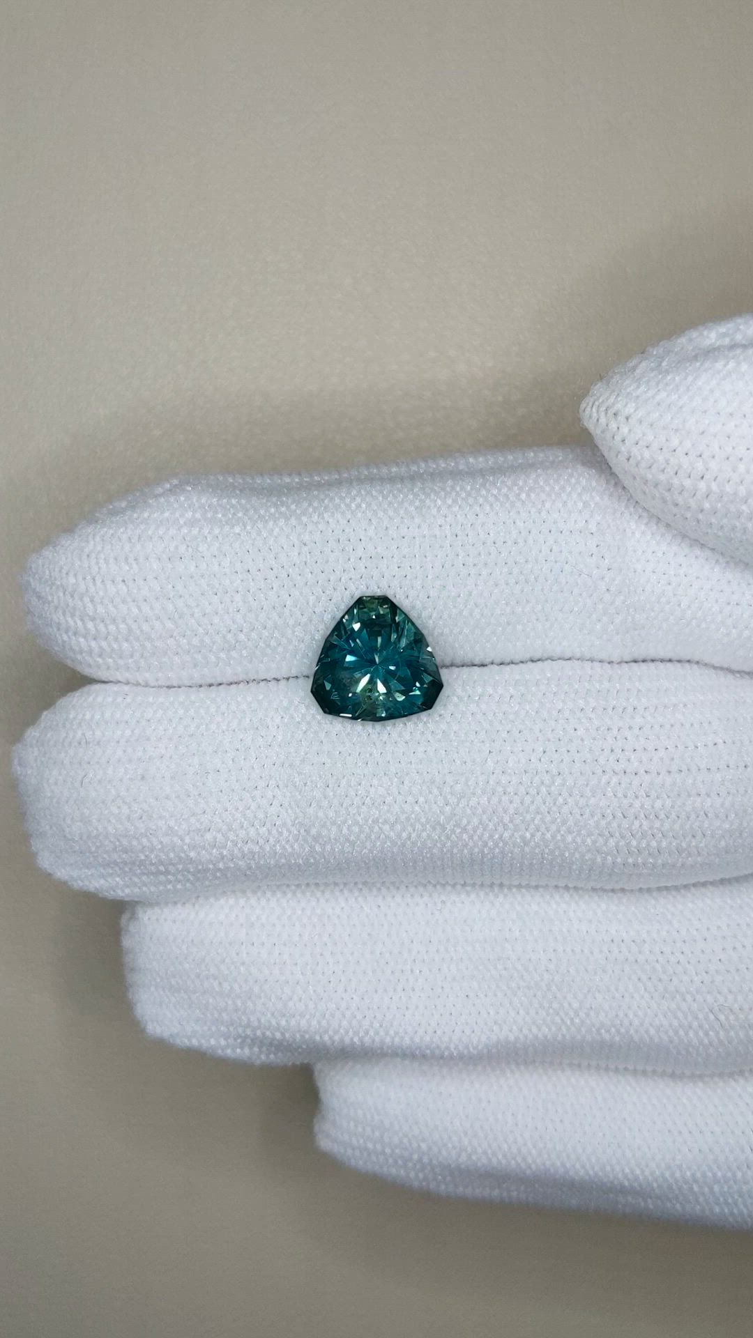 3.26 Ct. Bluish Green Sapphire from Montana Size Video