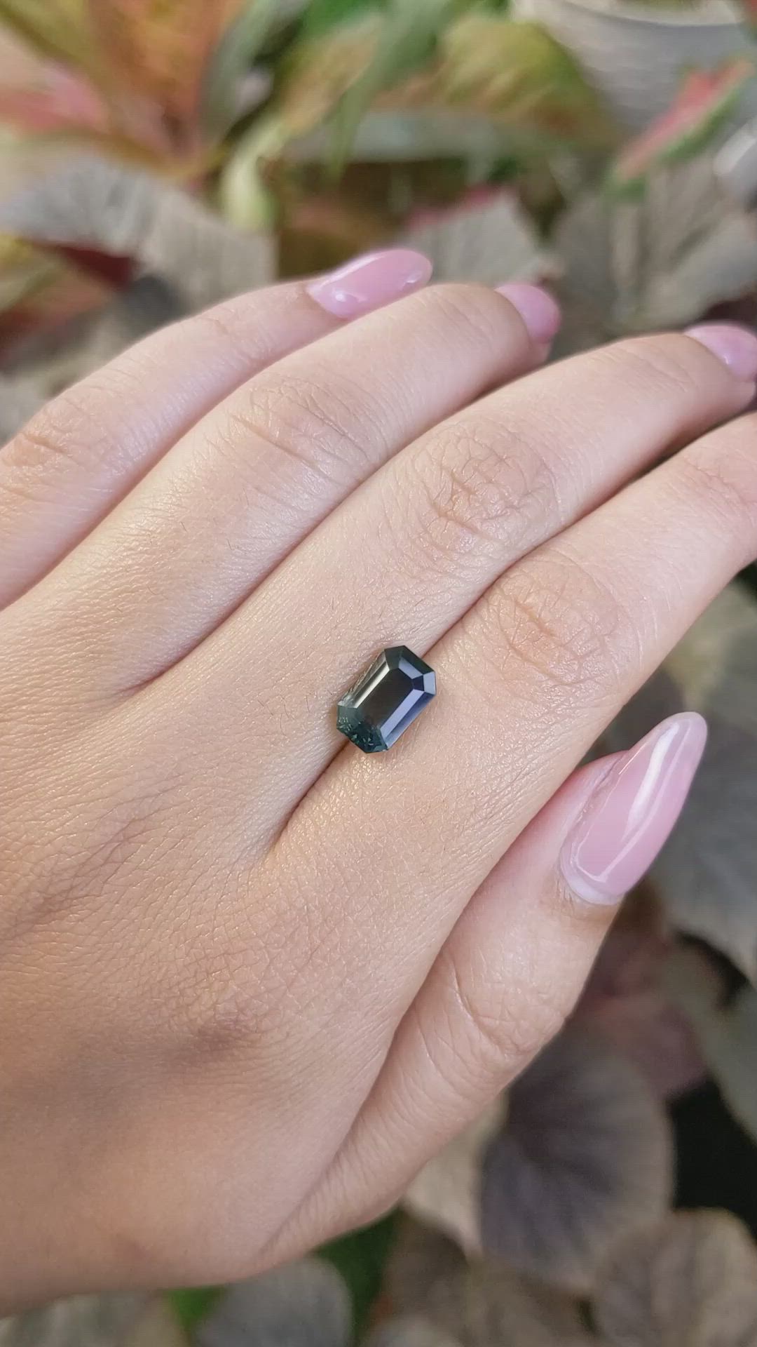 3.19 Ct. Bluish Green Sapphire from Ceylon (Sri Lanka) Size Video