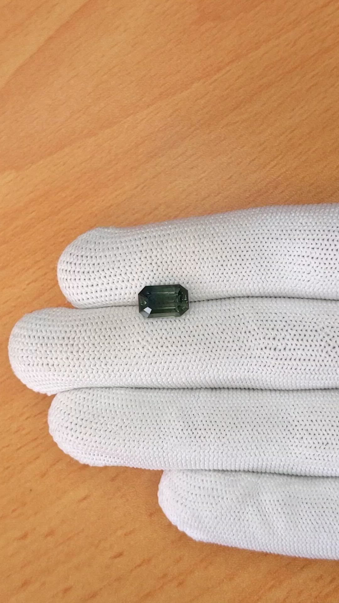 3.19 Ct. Bluish Green Sapphire from Ceylon (Sri Lanka) Size Video