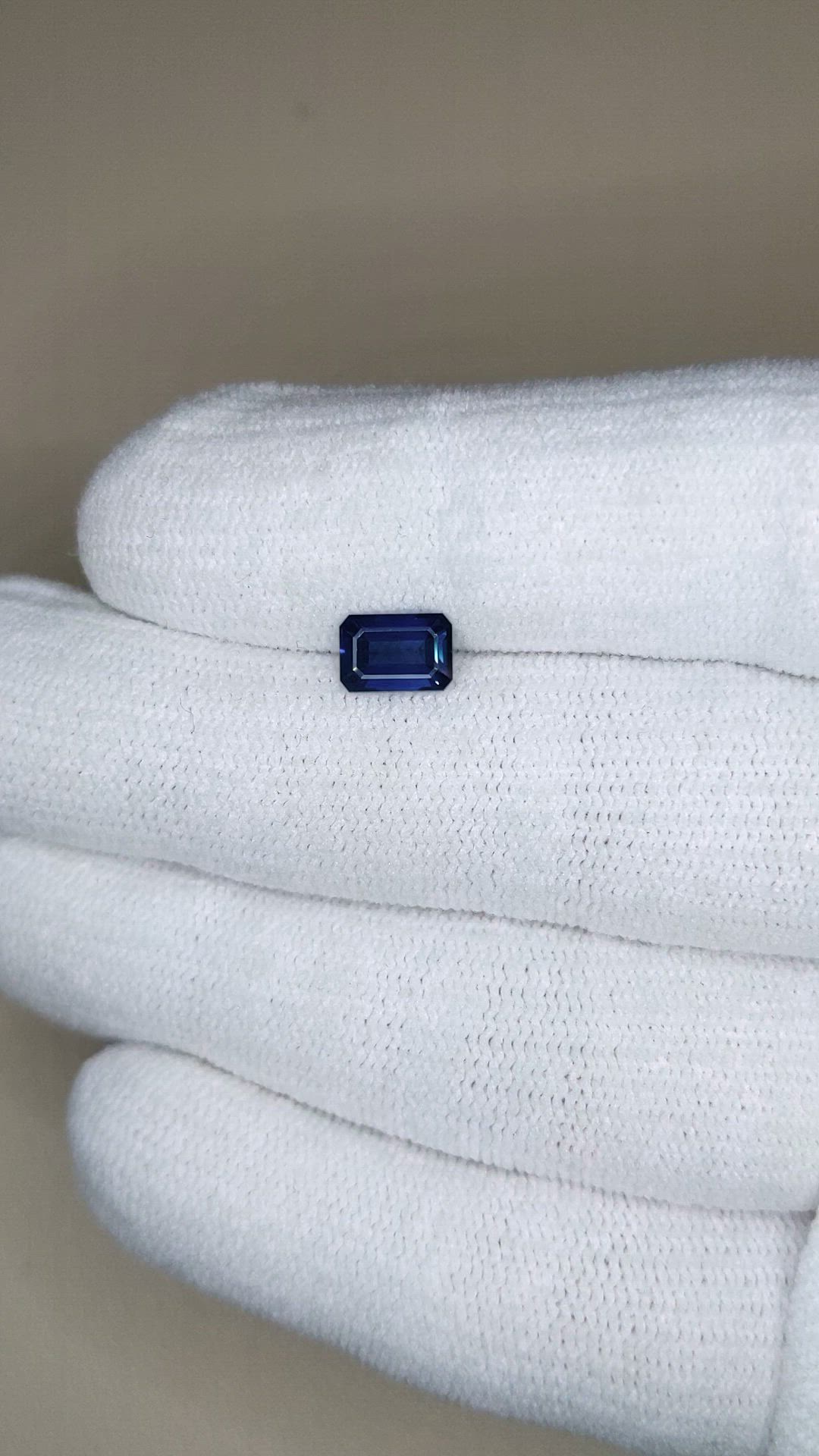 1.21 Ct. Blue Sapphire from Ceylon (Sri Lanka) Size Video