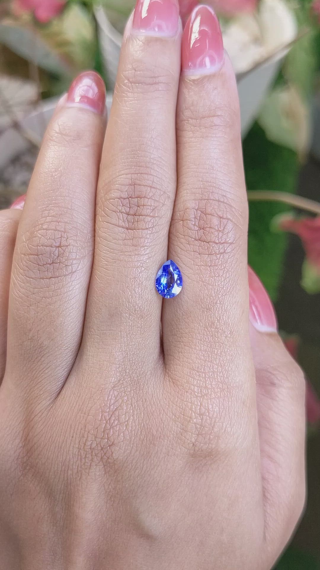 0.90 Ct. Blue Sapphire from Ceylon (Sri Lanka) Size Video