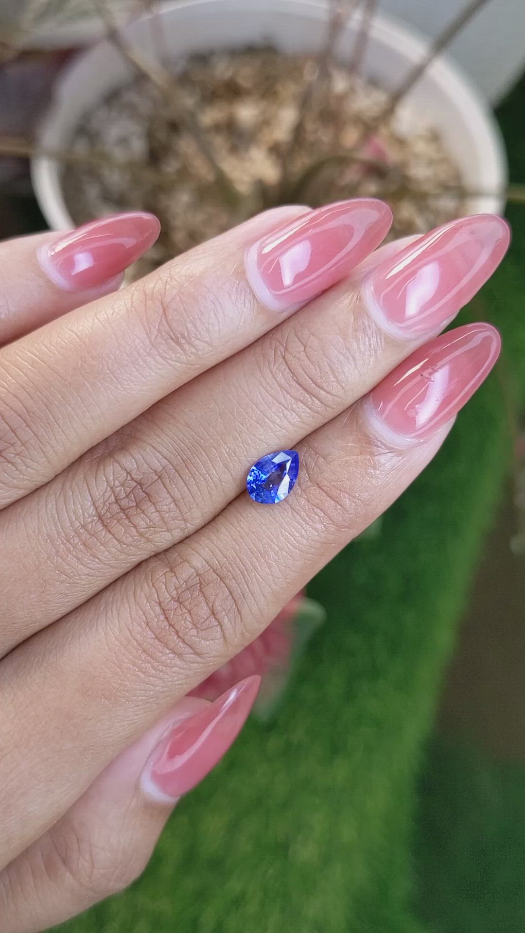 0.90 Ct. Blue Sapphire from Ceylon (Sri Lanka) Size Video
