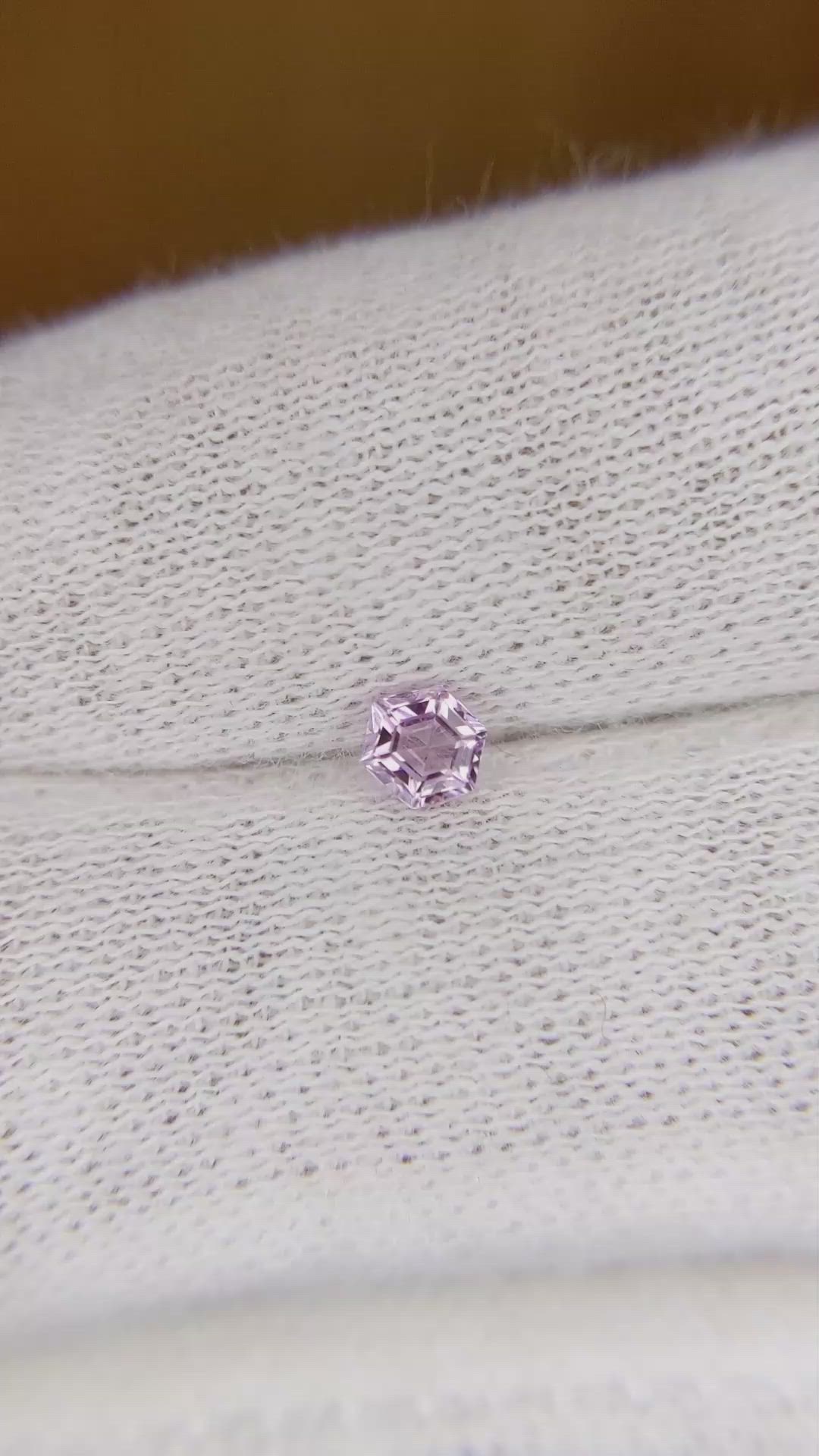 0.25 Ct. Pink Sapphire from Ceylon (Sri Lanka) Size Video