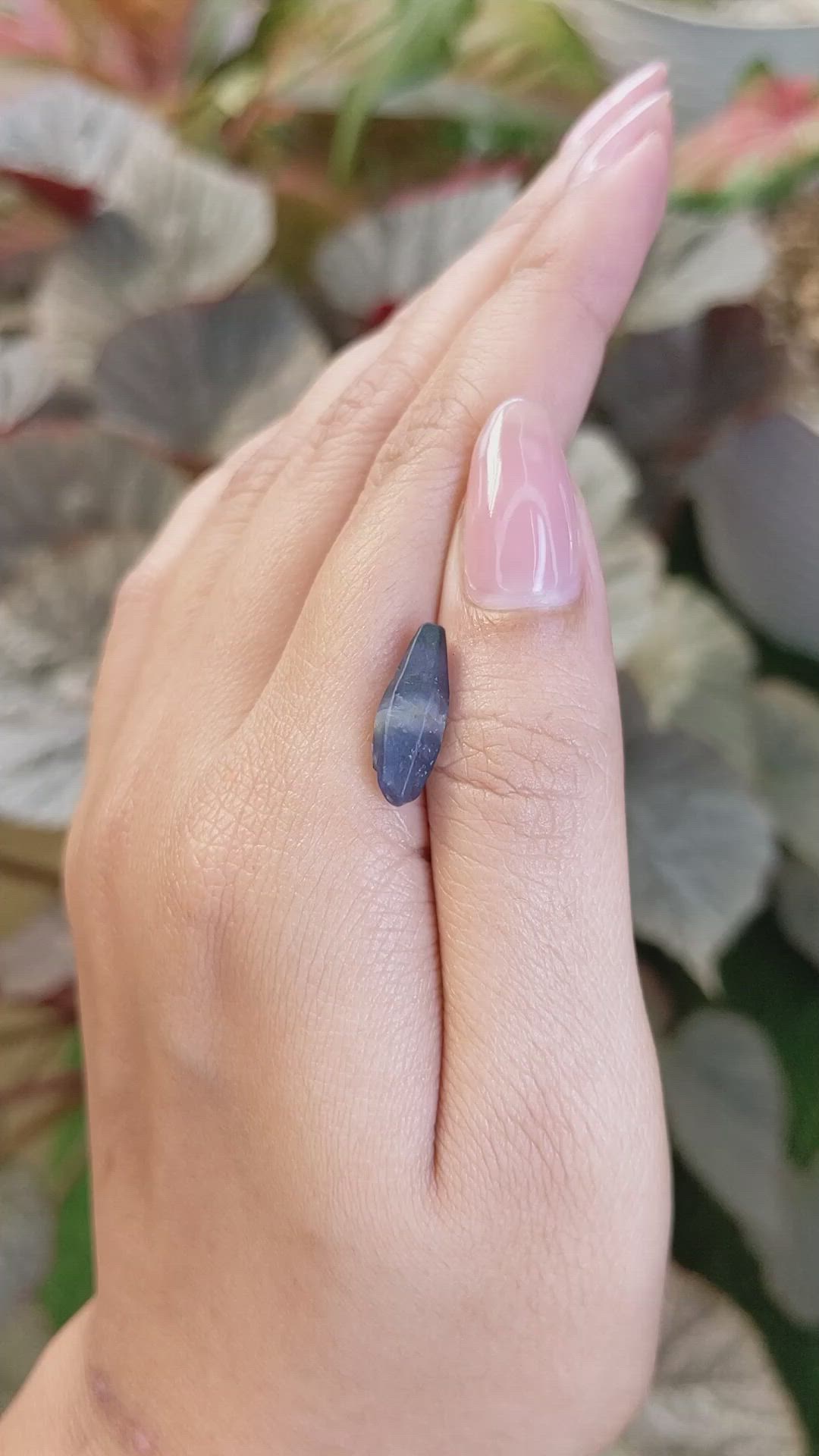 4.89 Ct. Blue Sapphire from Ceylon (Sri Lanka) Size Video