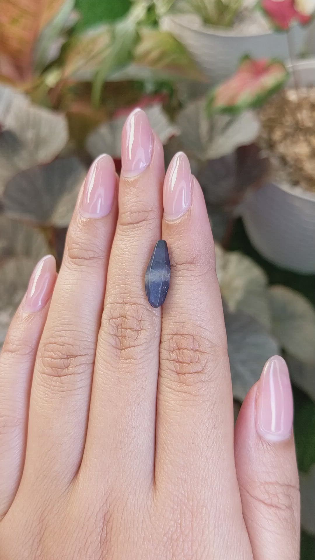 4.89 Ct. Blue Sapphire from Ceylon (Sri Lanka) Size Video