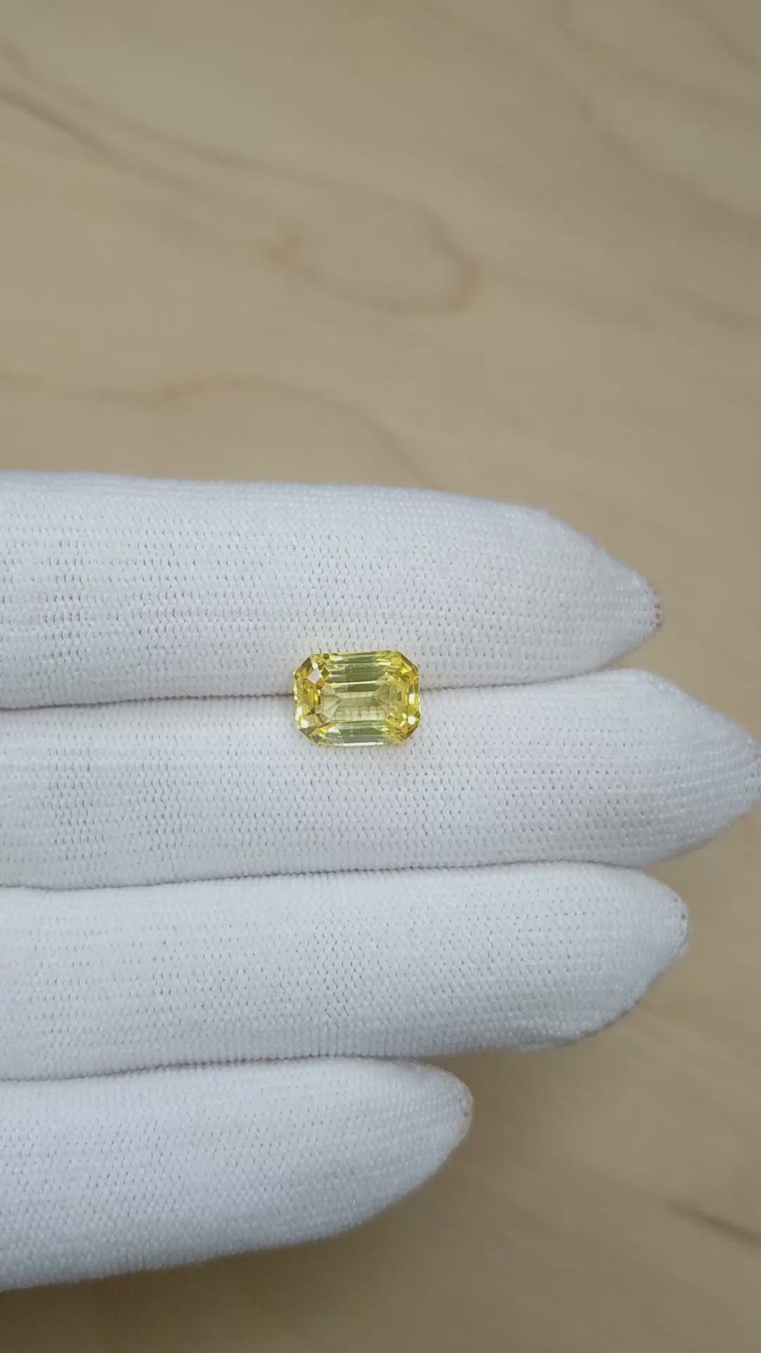 5.06 Ct. Yellow Sapphire from Ceylon (Sri Lanka) Size Video