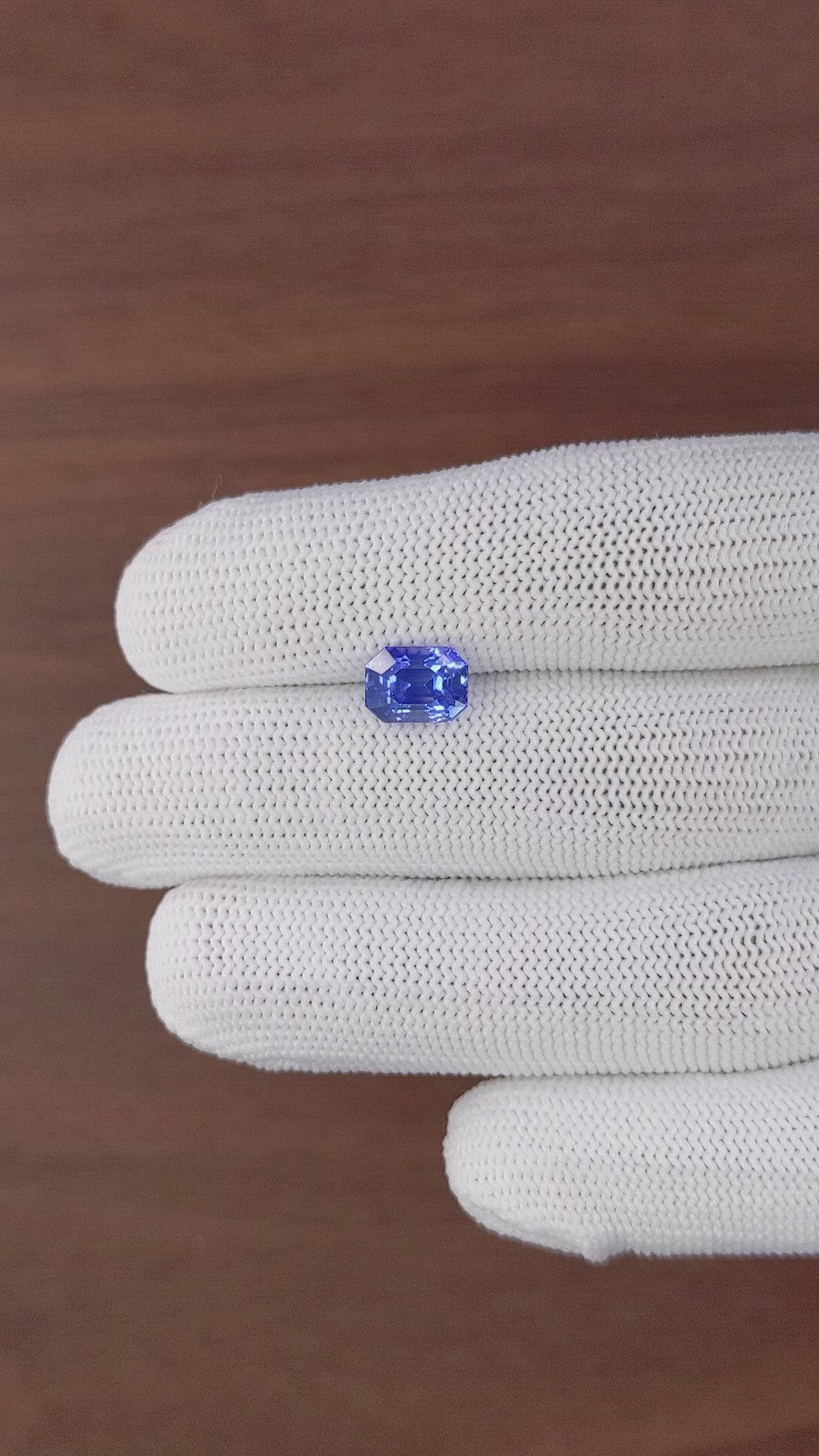 3.09 Ct. Blue Sapphire from Ceylon (Sri Lanka) Size Video