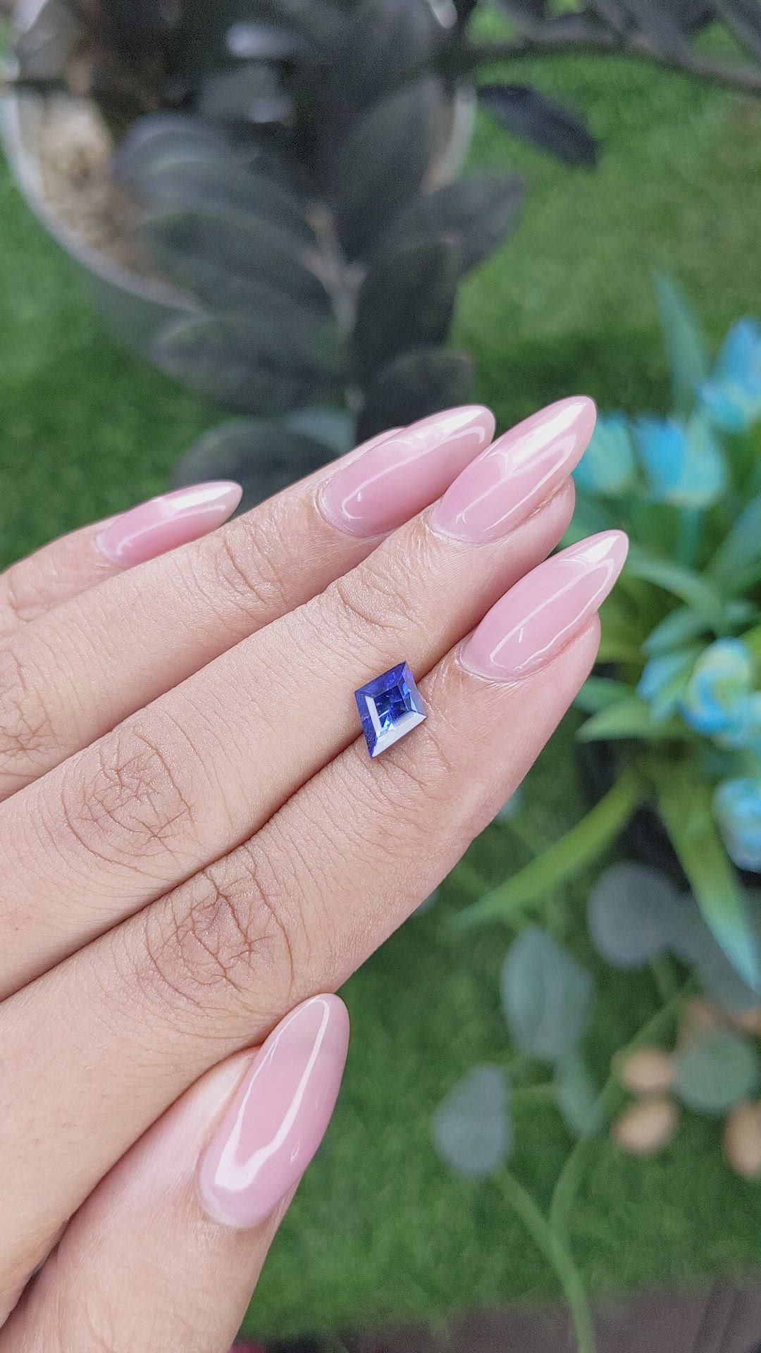 1.06 Ct. Blue Sapphire from Ceylon (Sri Lanka) Size Video
