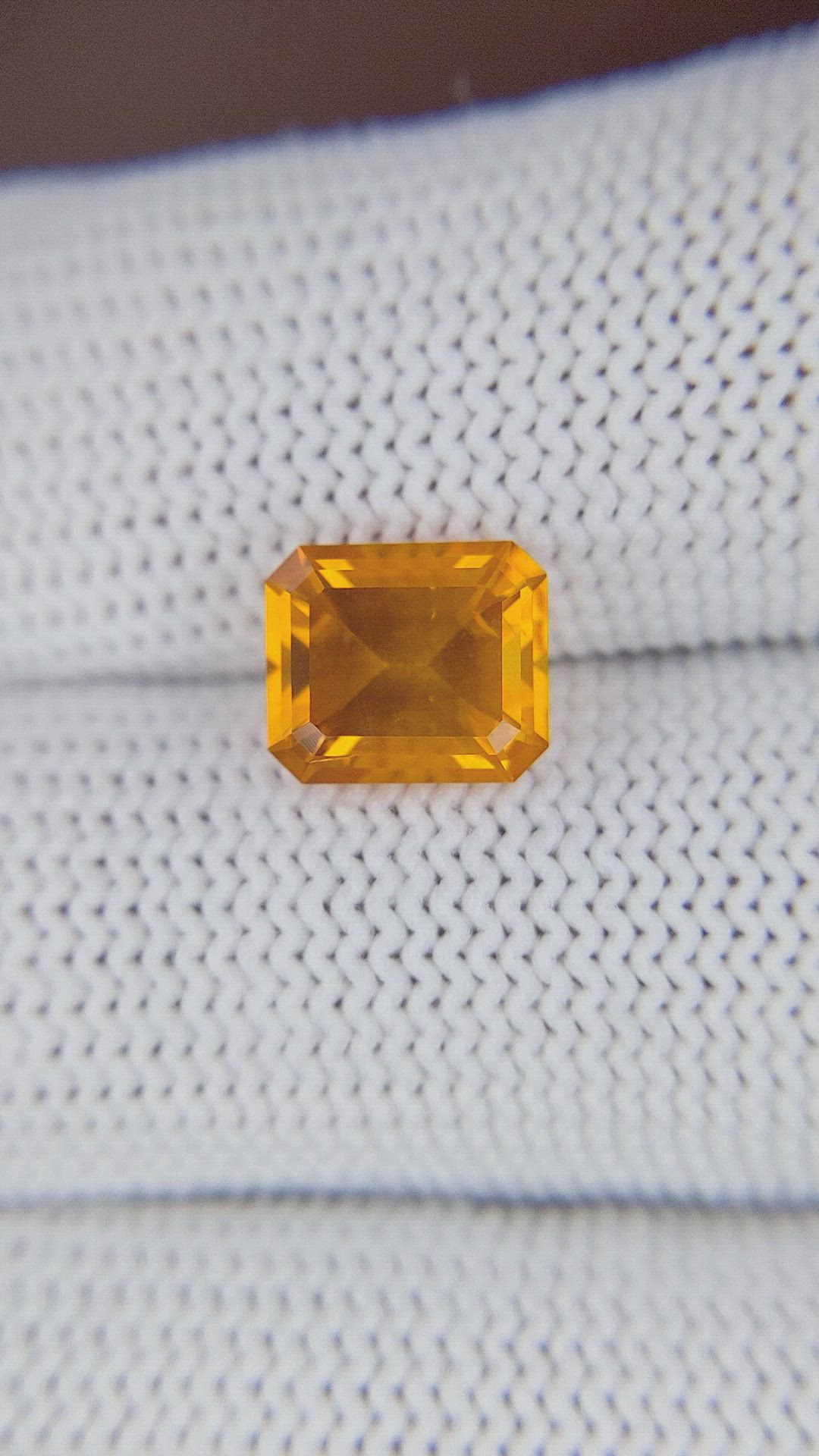3.09 Ct. Orange Sapphire from Ceylon (Sri Lanka) Size Video