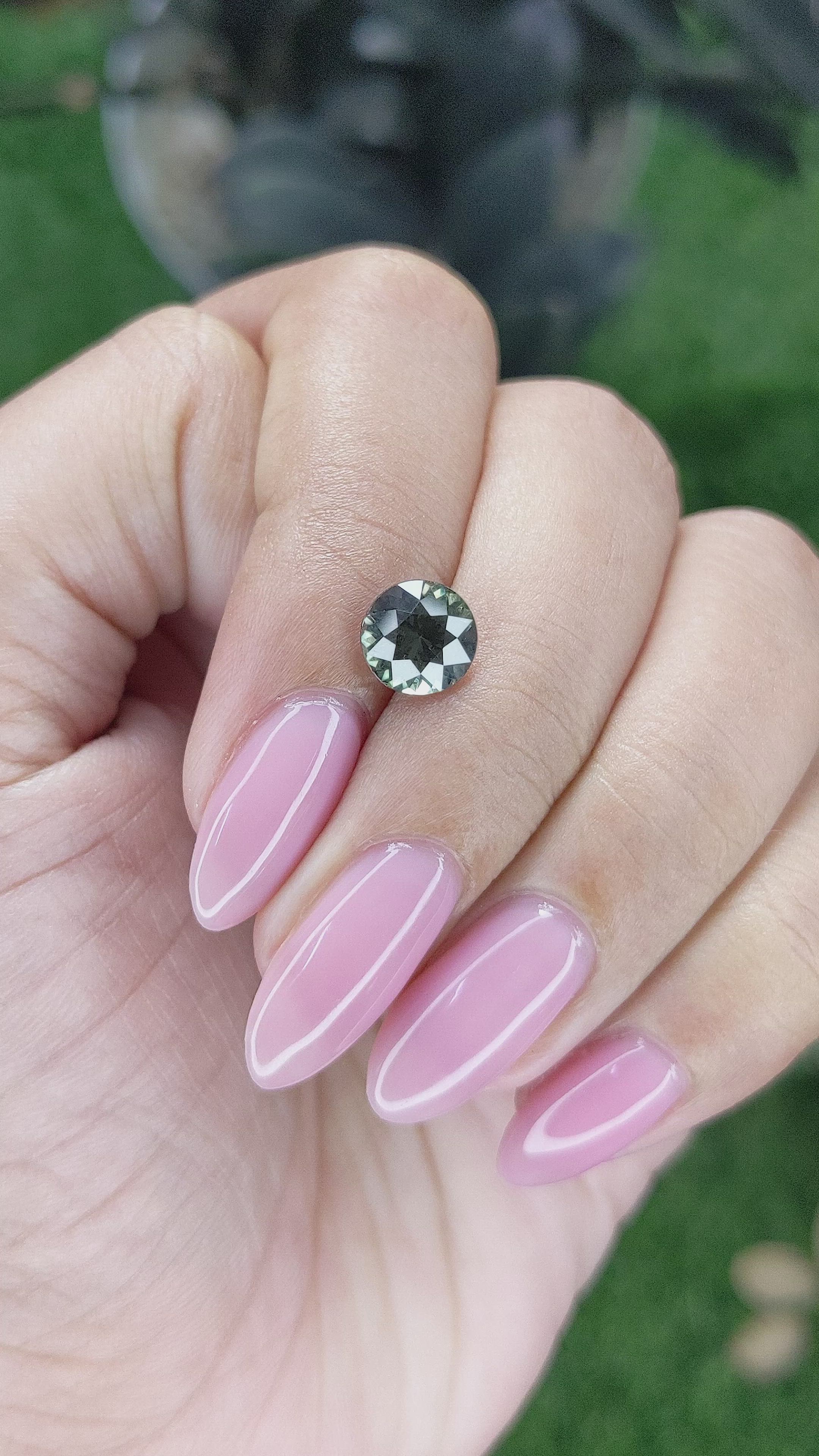 1.80 Ct. Yellowish Green Sapphire from Ceylon (Sri Lanka) Size Video