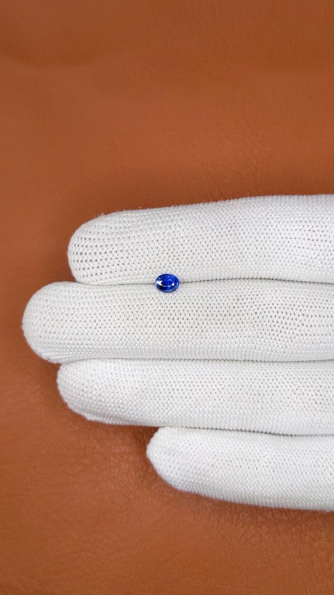 0.45 Ct. Blue Sapphire from Ceylon (Sri Lanka) Size Video