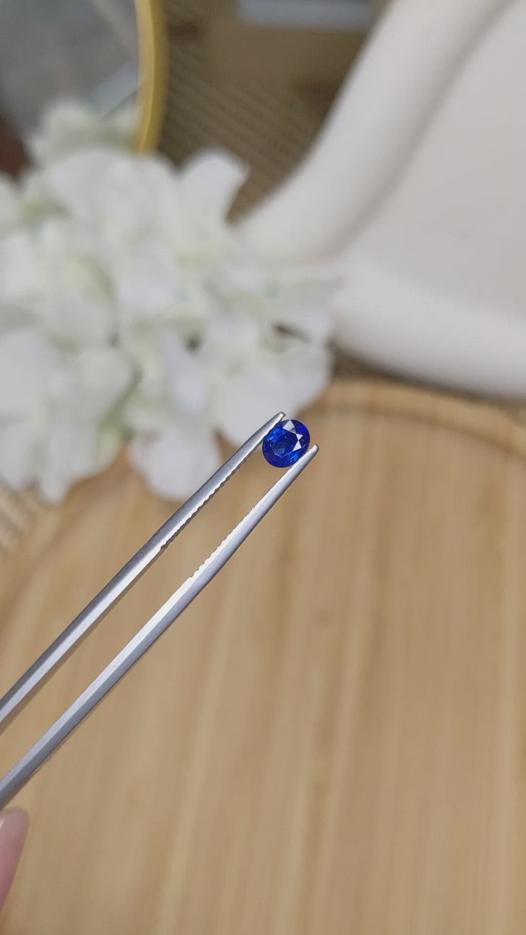 0.53 Ct. Blue Sapphire from Ceylon (Sri Lanka) Size Video