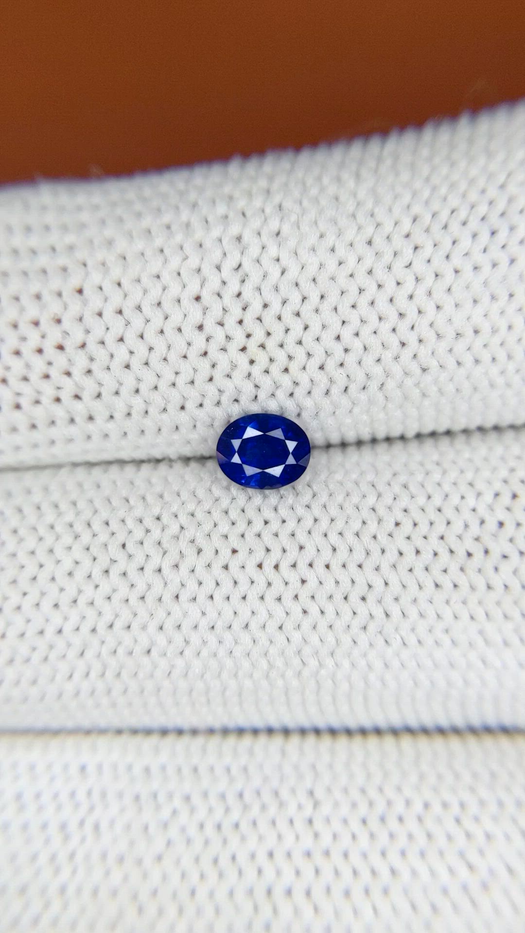 0.53 Ct. Blue Sapphire from Ceylon (Sri Lanka) Size Video