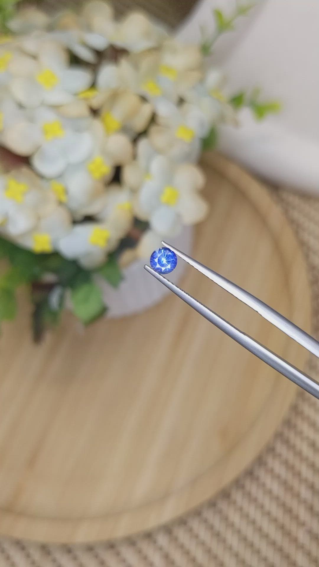 0.39 Ct. Blue Sapphire from Ceylon (Sri Lanka) Size Video