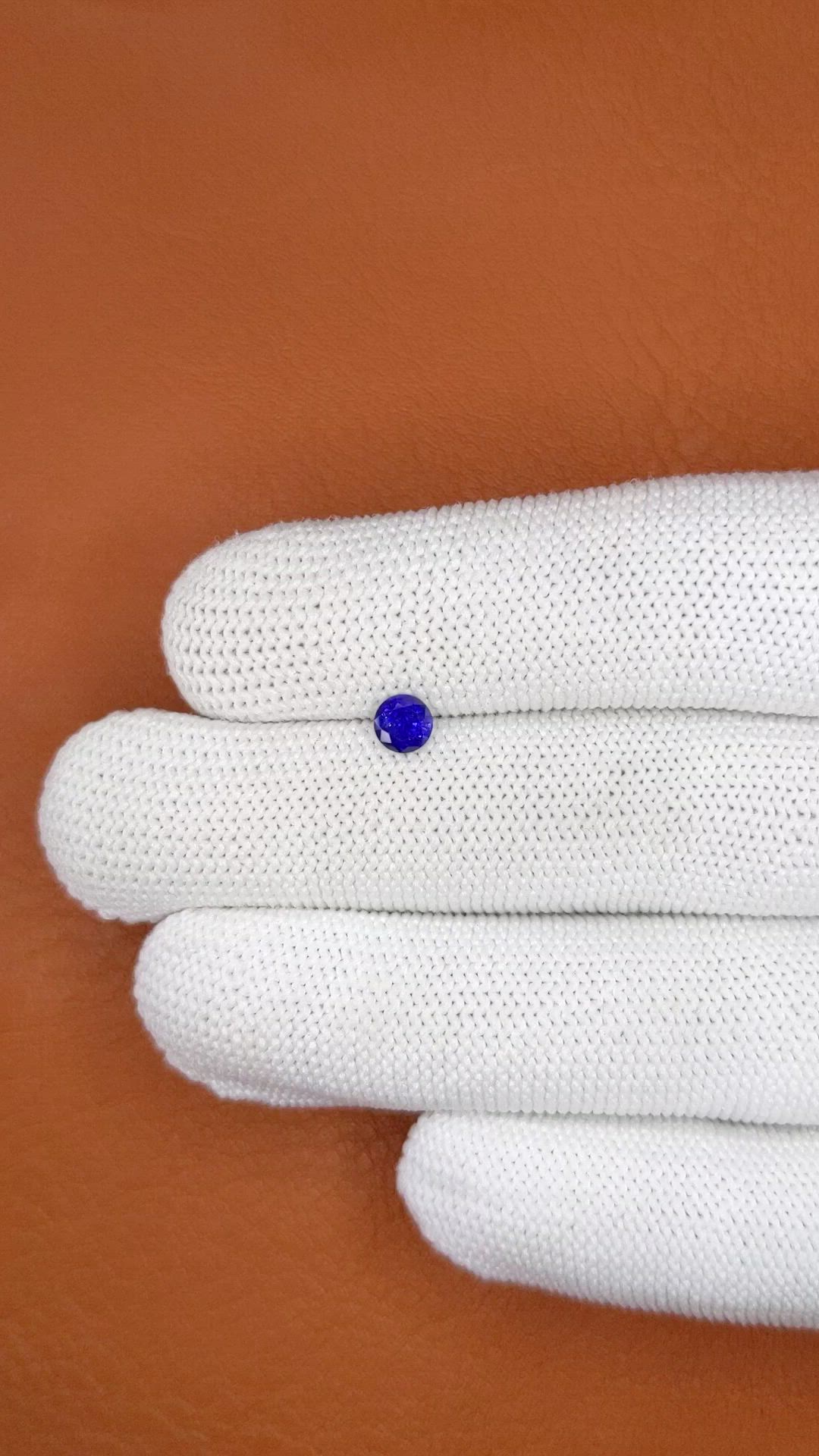 0.54 Ct. Blue Sapphire from Ceylon (Sri Lanka) Size Video