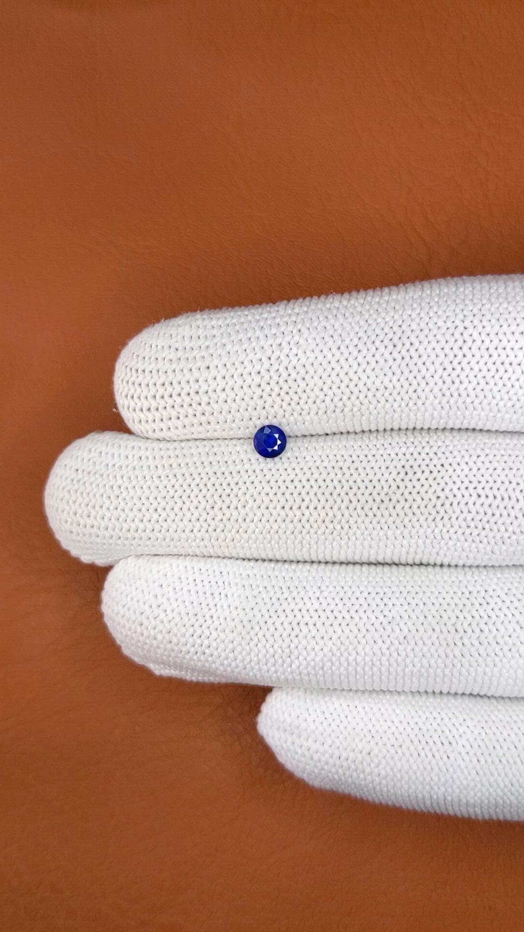 0.32 Ct. Blue Sapphire from Ceylon (Sri Lanka) Size Video