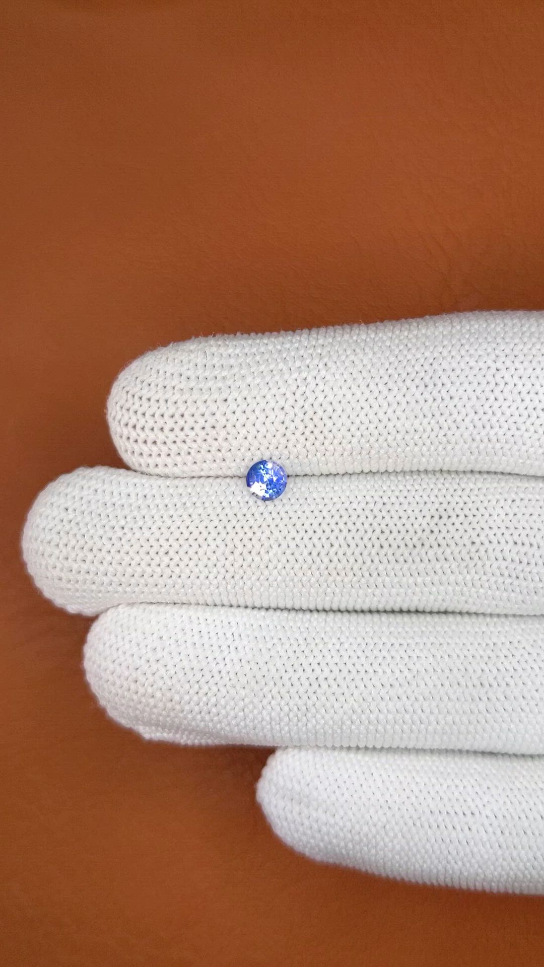 0.49 Ct. Bi Color / Parti Sapphire from Ceylon (Sri Lanka) Size Video