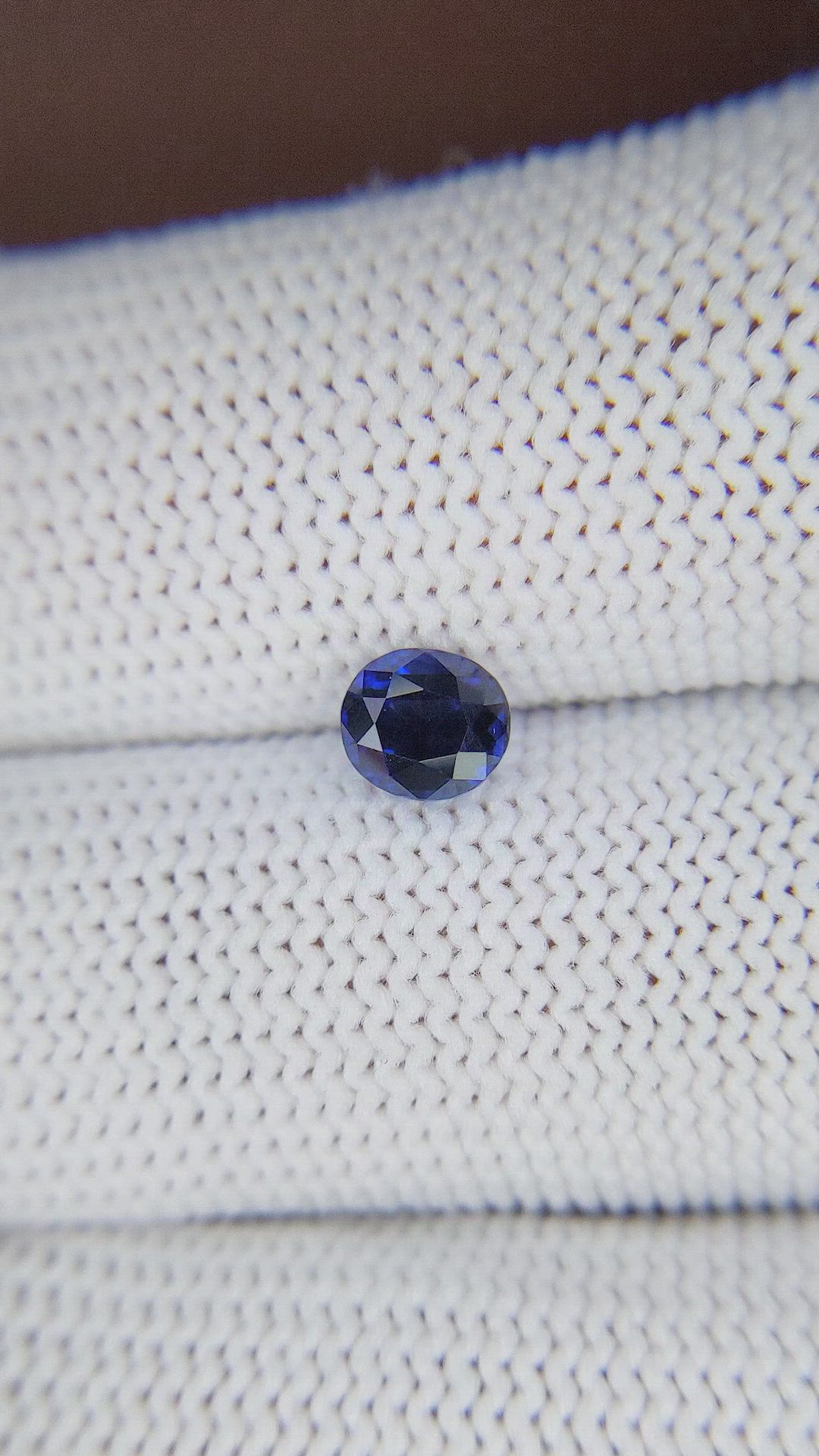 0.90 Ct. Blue Sapphire from Madagascar Size Video