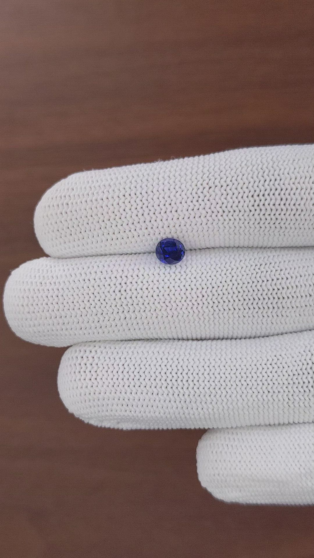 0.90 Ct. Blue Sapphire from Madagascar Size Video