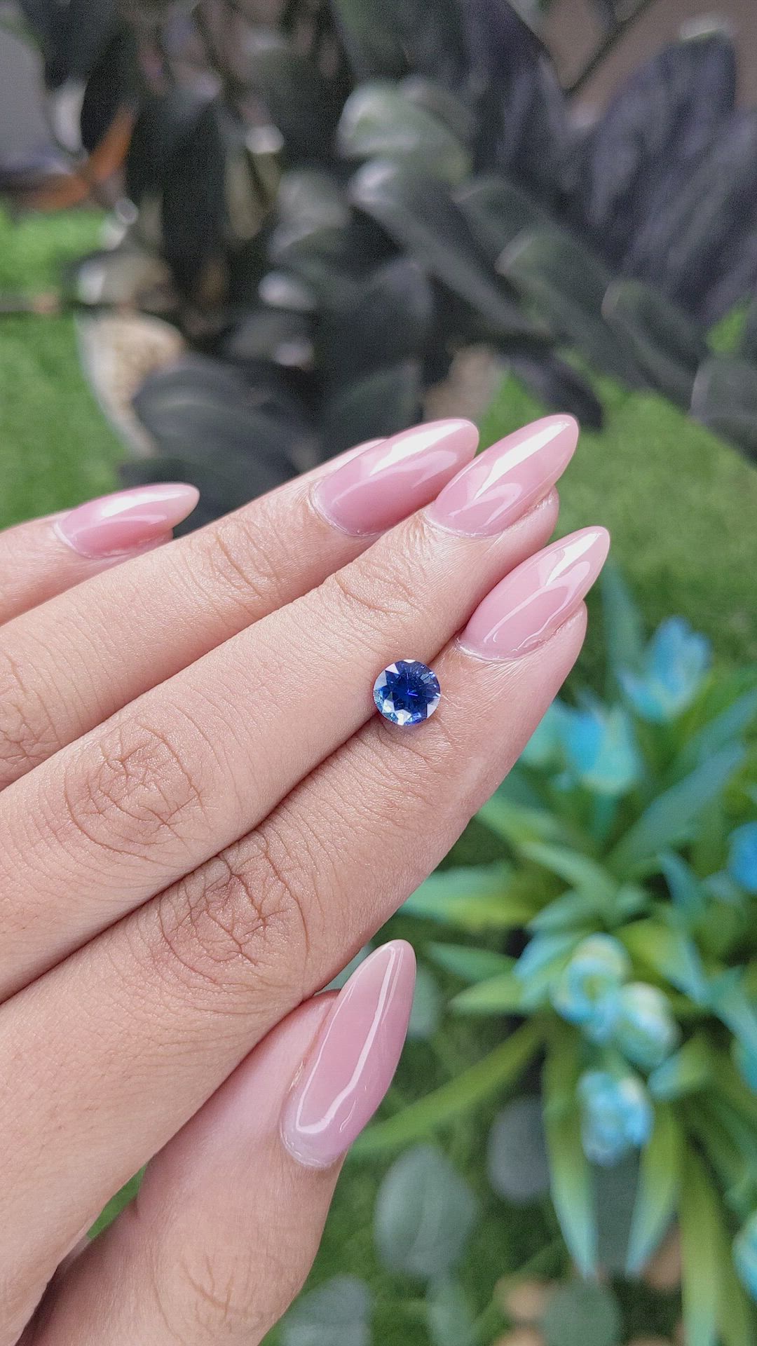 1.00 Ct. Blue Sapphire from Tanzania Size Video
