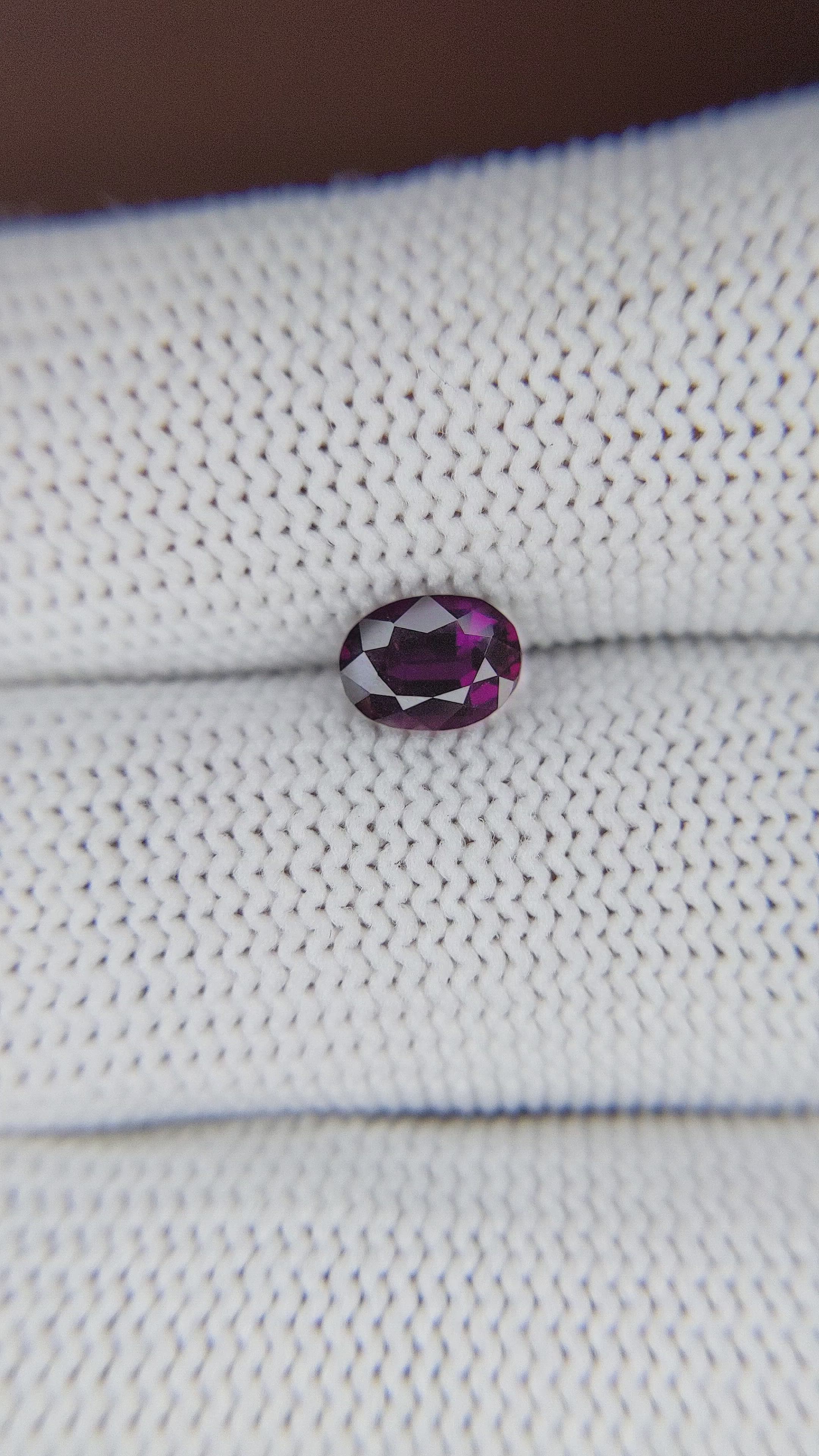1.03 Ct. Pinkish Purple Sapphire from Tanzania Size Video