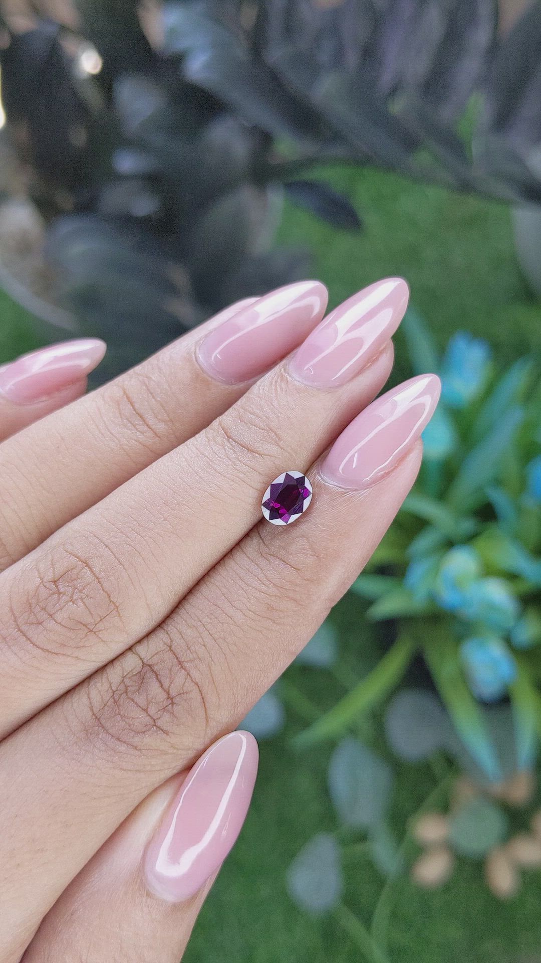 1.03 Ct. Pinkish Purple Sapphire from Tanzania Size Video