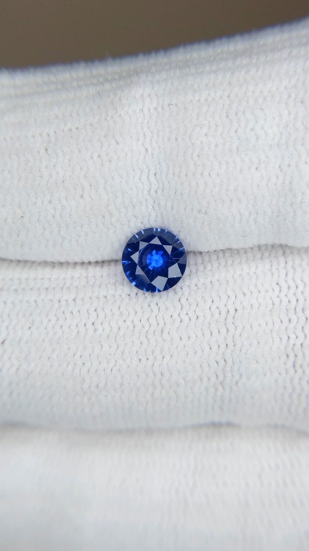 0.73 Ct. Blue Sapphire from Ceylon (Sri Lanka) Size Video