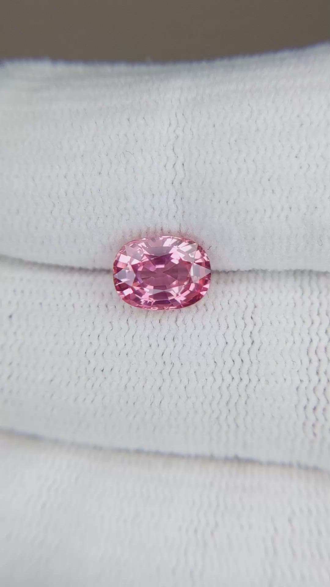 2.05 Ct. Padparadscha Sapphire from Ceylon (Sri Lanka) Size Video